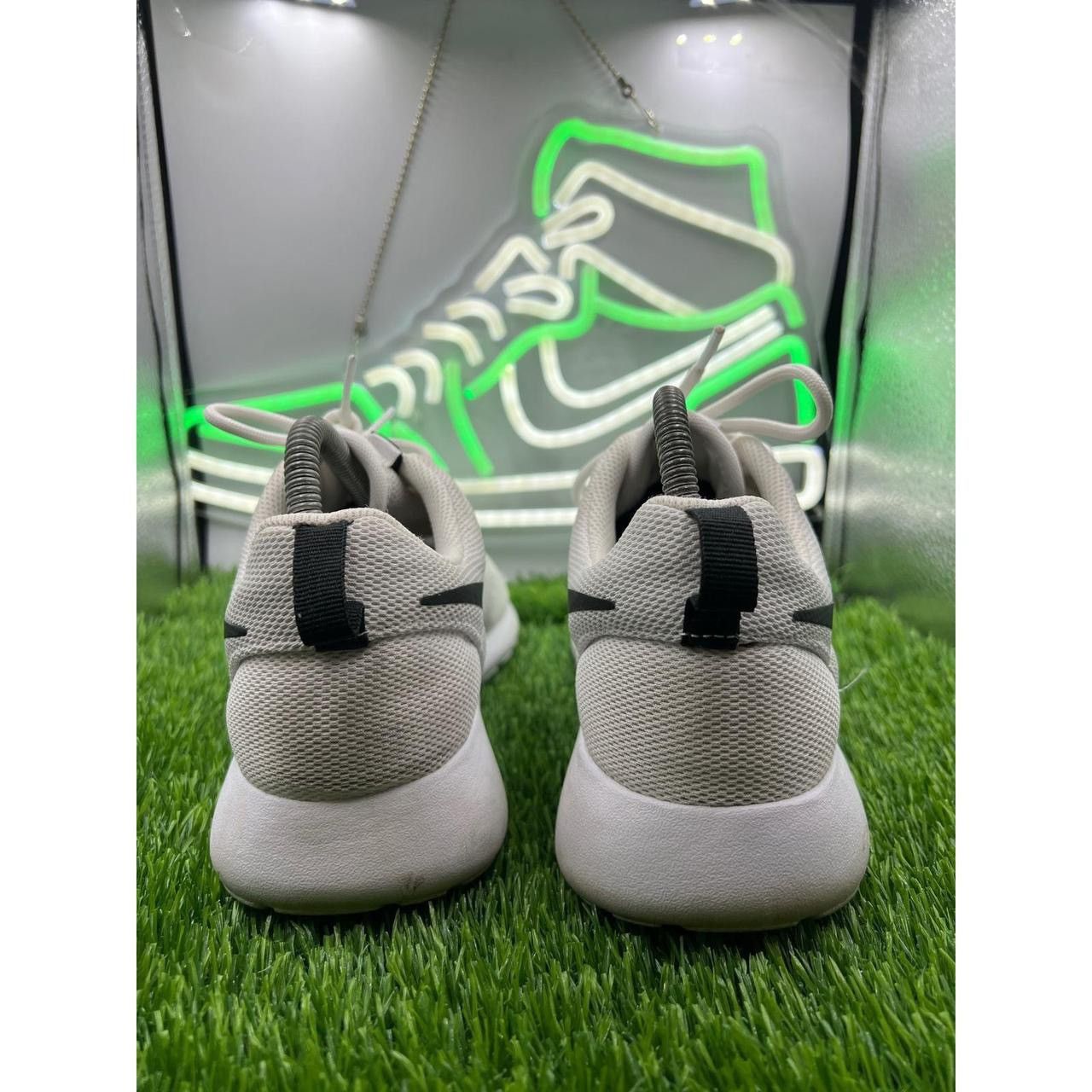 Nike Nike Roshe One Womens Size 8 White Black Mesh Low Top Size US 8 / IT 38 - 5 Thumbnail