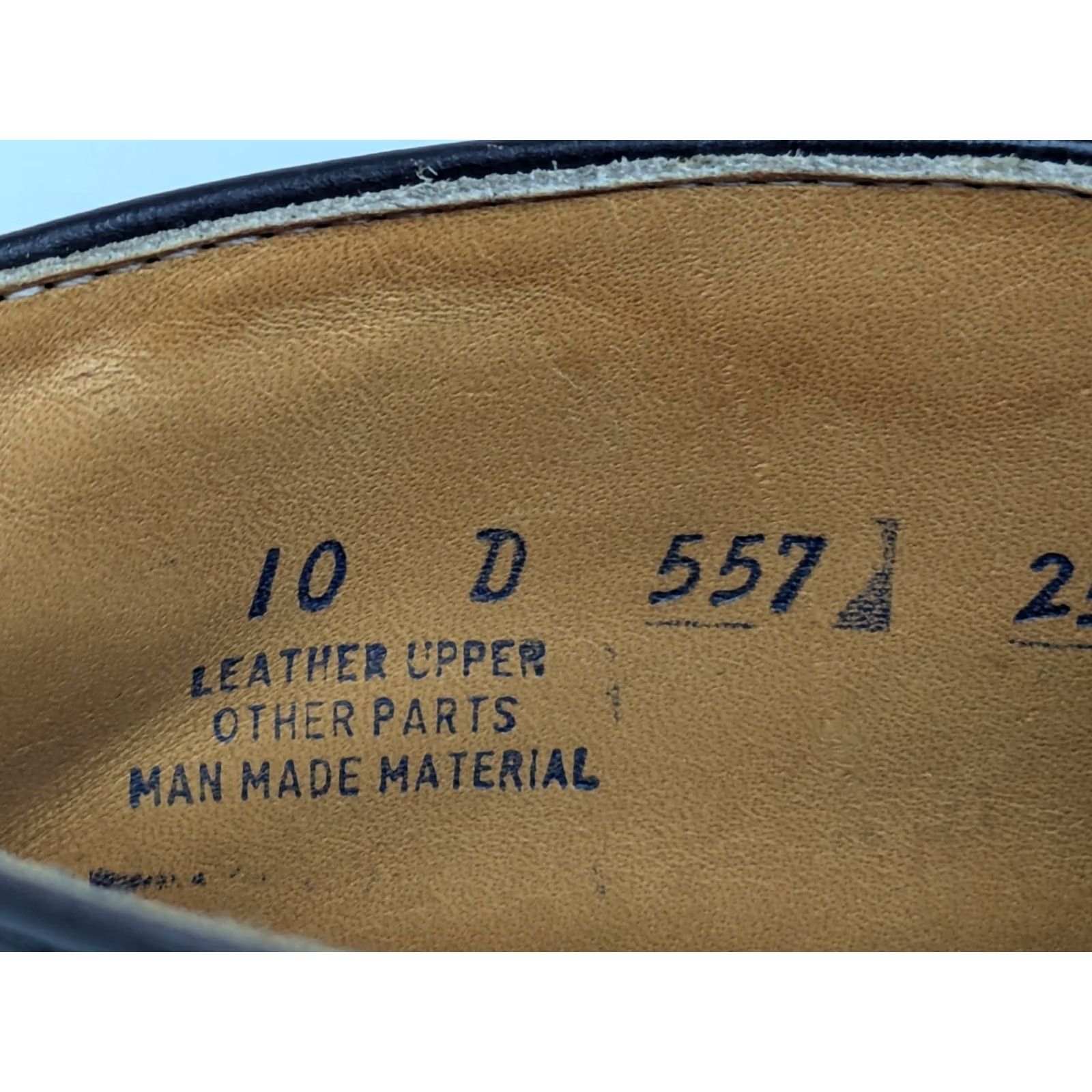 Mason's Mason Chippewa Falls Leather Chukka Boot Men 9D Burgundy Leather Cush n Crepe Autumn Fall Casual Workwear USA Theme 1960s Vintage Mens Boots Size US 9 / EU 42 - 2 Thumbnail