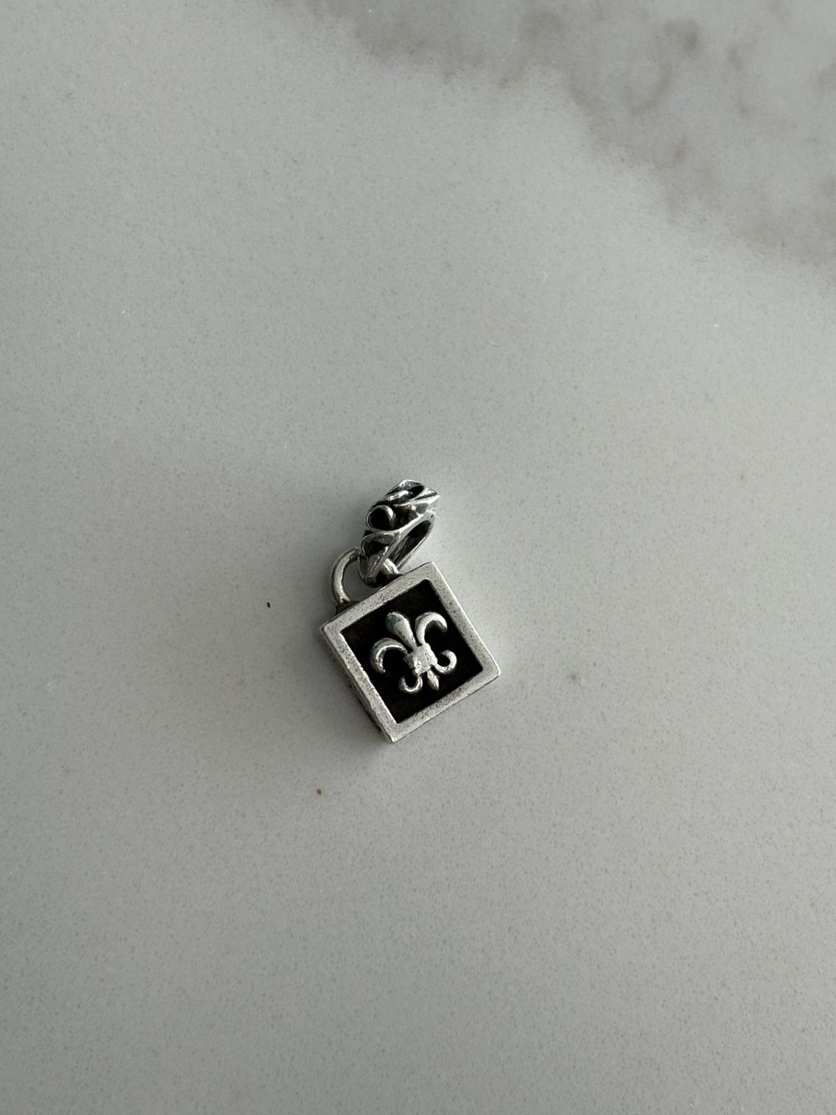 Chrome Hearts Chrome Hearts Fleur Frame Pendant Size ONE SIZE - 1 Thumbnail