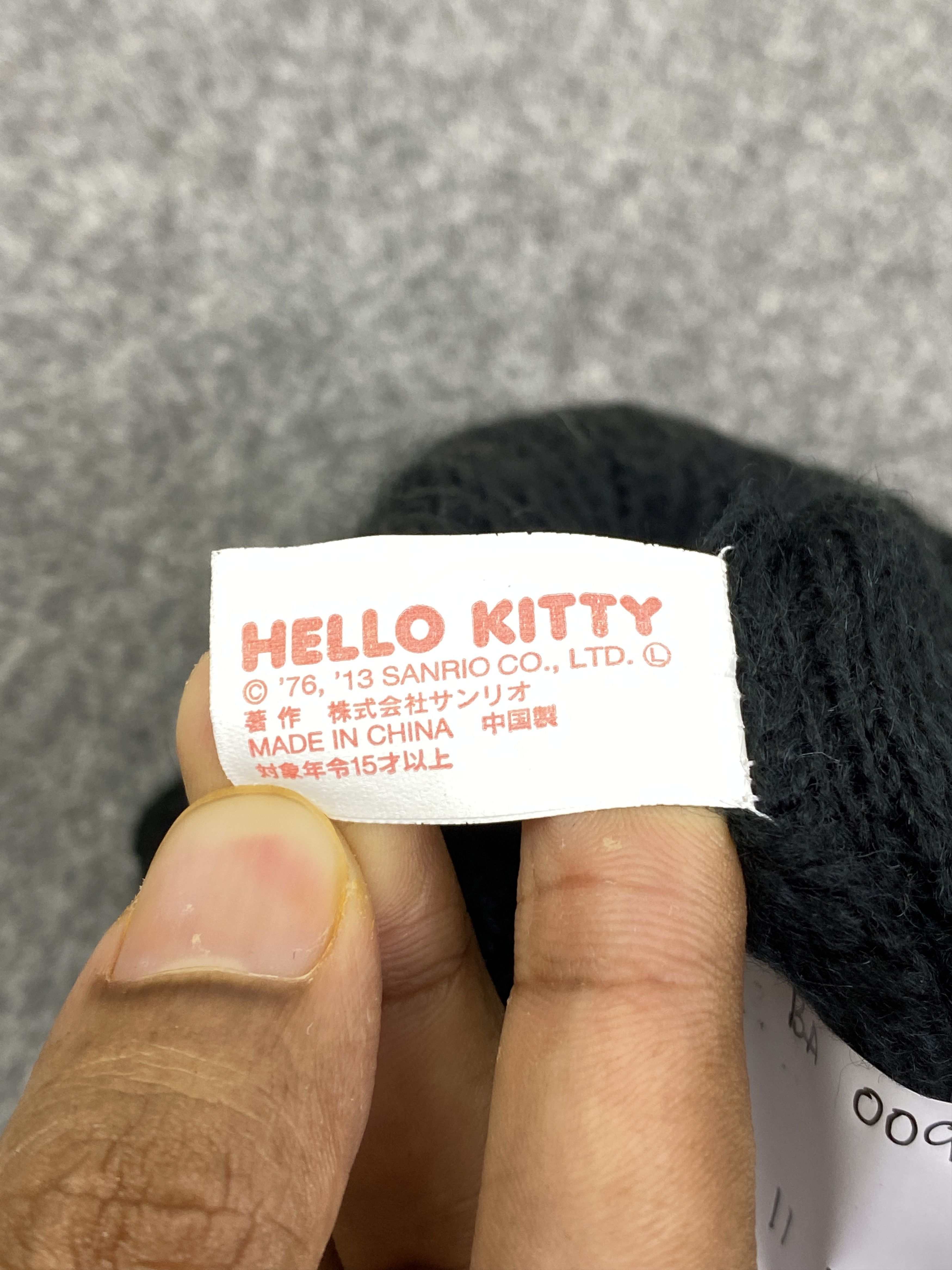 Hello Kitty Beanie / Winter Hat / Snow Cap BA0091