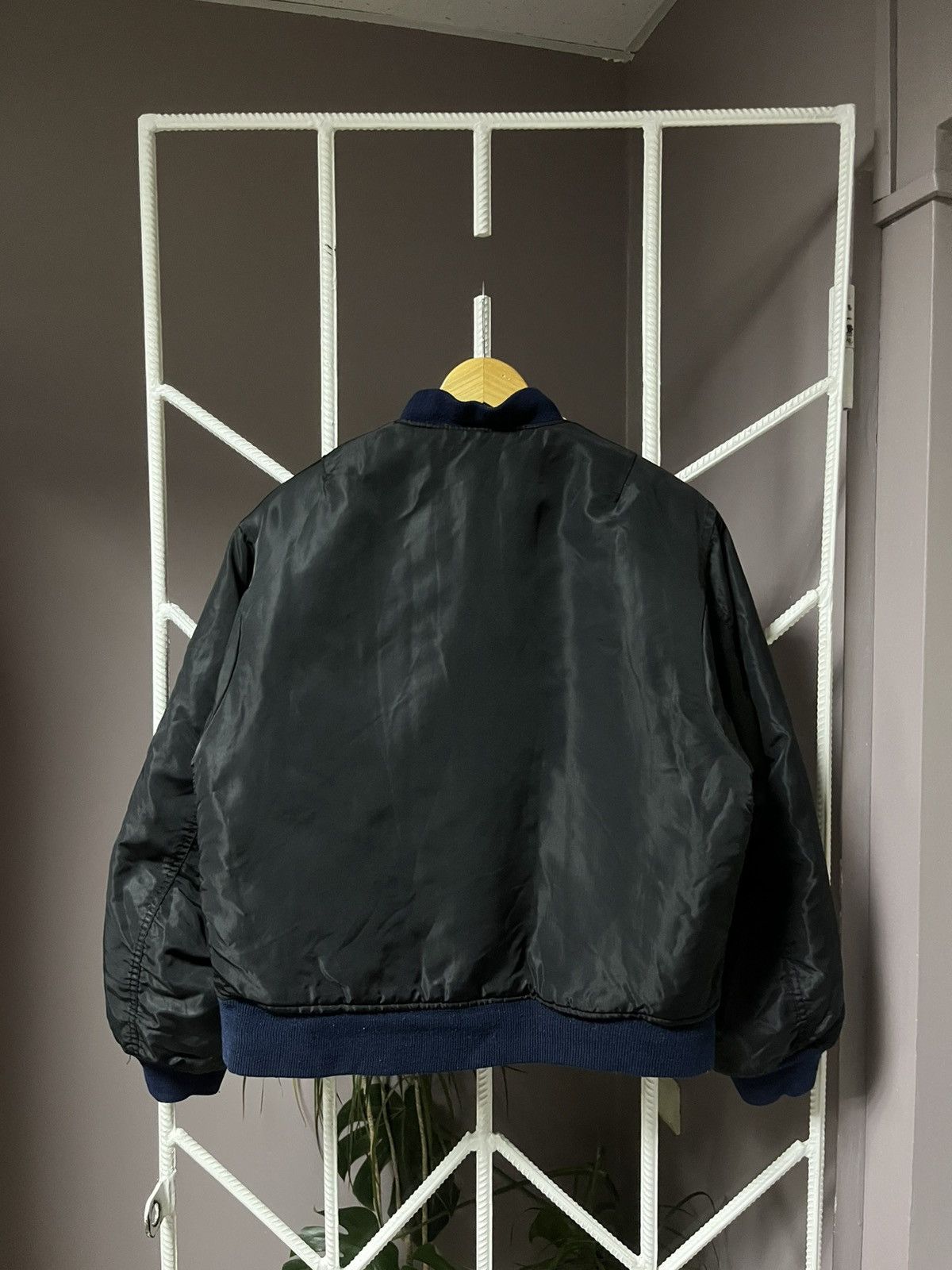 Vintage Vintage MA 1 Bomber Jacket Reversible Military Flyers Nylon Size US M / EU 48-50 / 2 - 3 Thumbnail