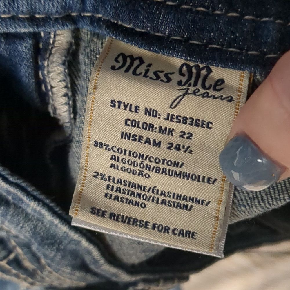 Miss Me Miss me distressed easy crop jeans size 27 Size 27" / US 4 / IT 40 - 5 Thumbnail