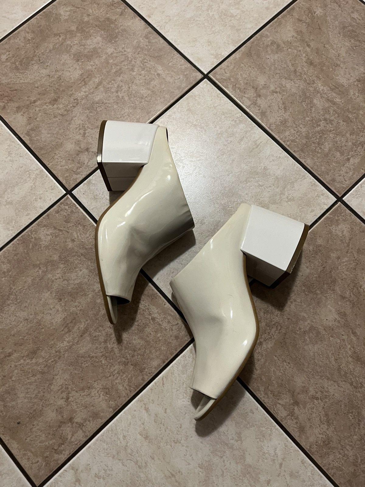 Maison Margiela Maison Margiela MM6 Size US 9 / IT 39 - 3 Thumbnail
