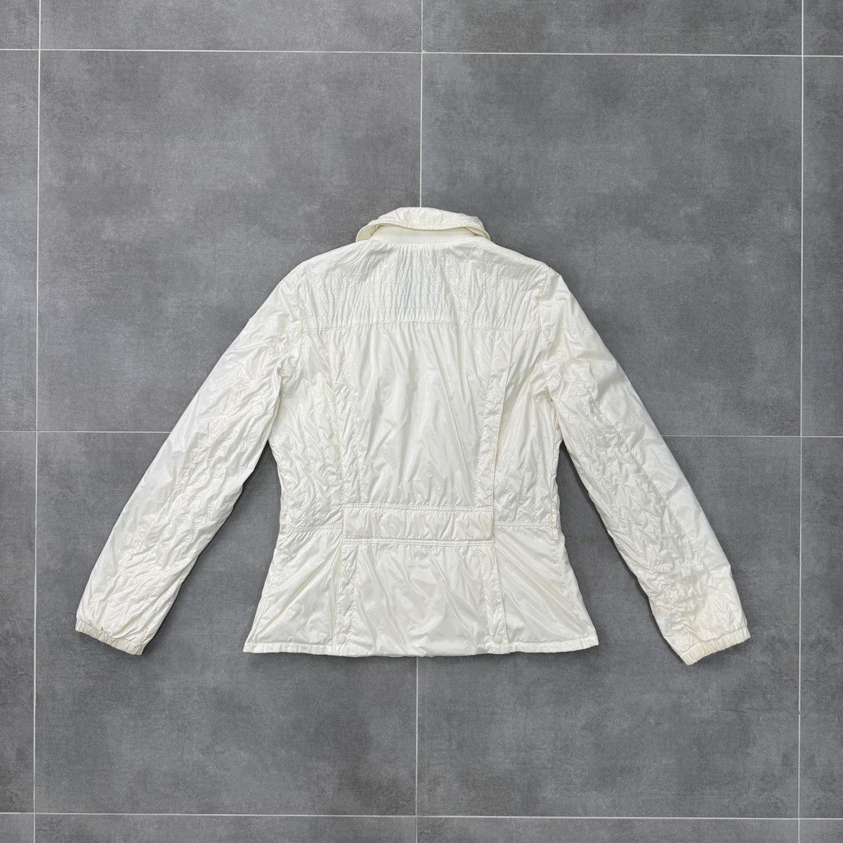 Moncler Authentic Moncler Women Jacket Size 4 (L) Size L / US 10 / IT 46 - 24 Thumbnail