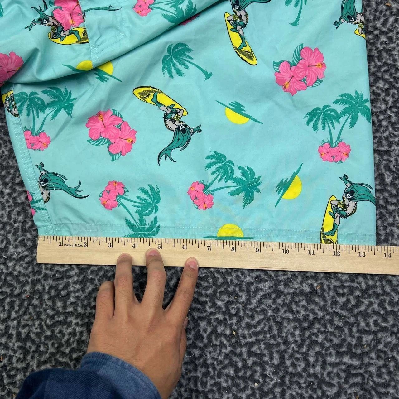 Other Batman Board Shorts Men XXL Floral Surfing Drawstring Swim Size US 42 / EU 58 - 3 Thumbnail