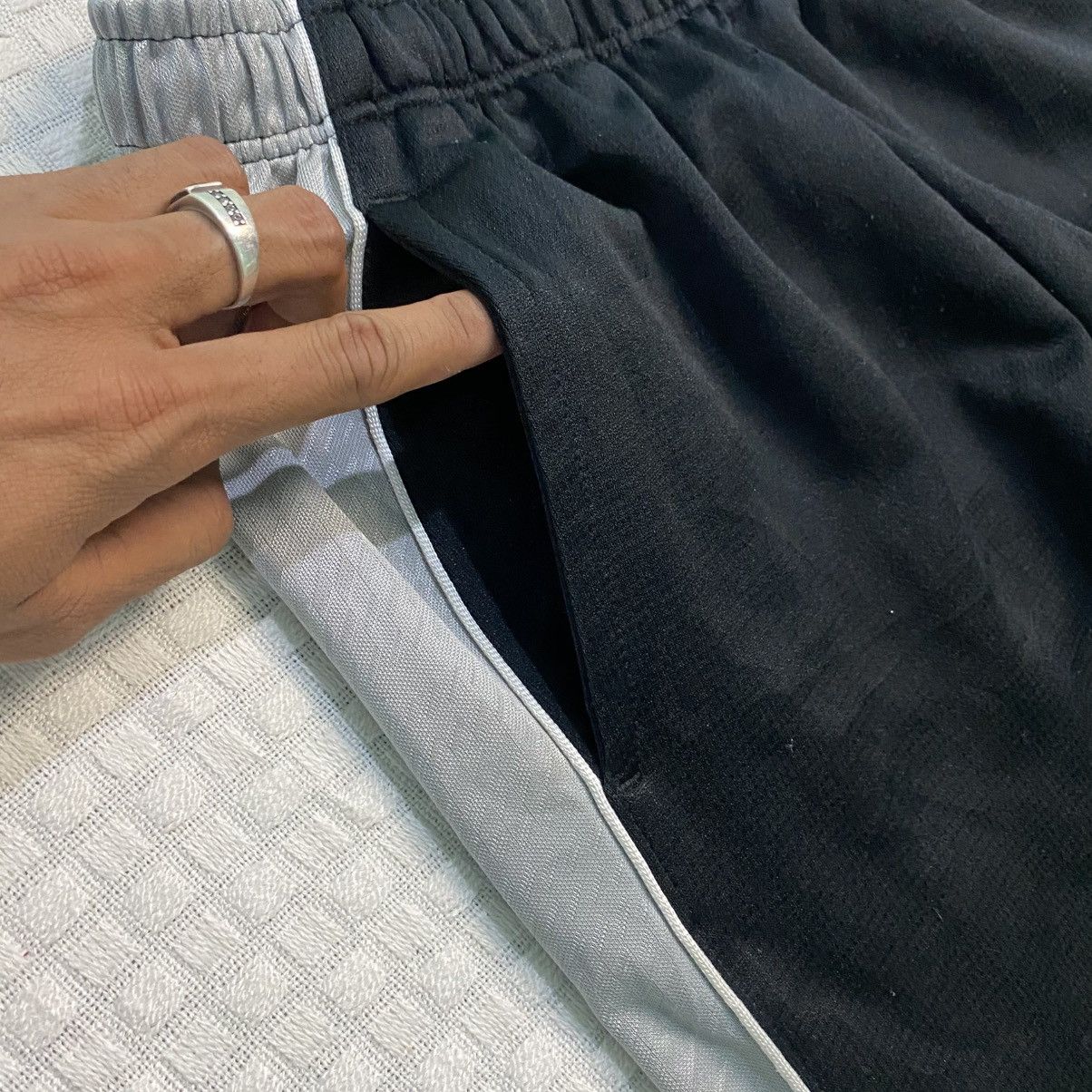 Carhartt Wip × Nike 💥 VINTAGE NIKE 90S BAGGY WIDE LEG SWOOSH TRACK PANTS Y2K Size US 28 / EU 44 - 5 Thumbnail