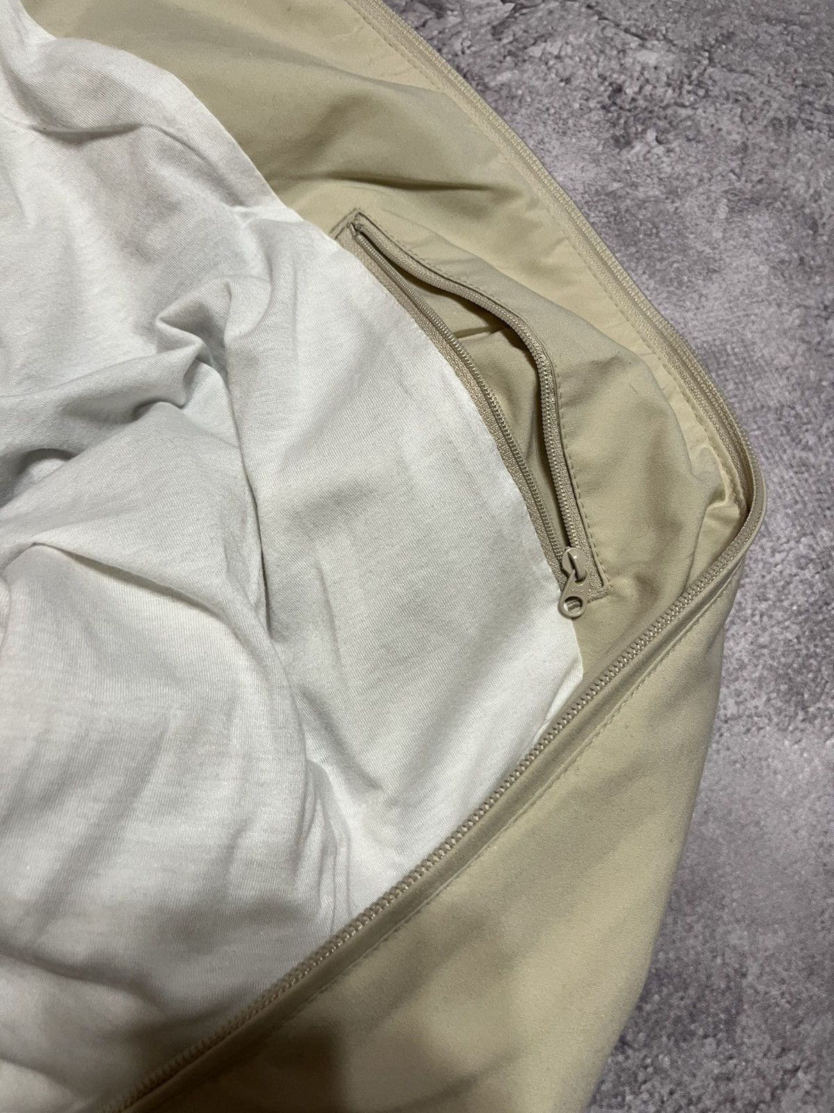 Nike Vintage Nike beige jacket Size US XL / EU 56 / 4 - 4 Thumbnail