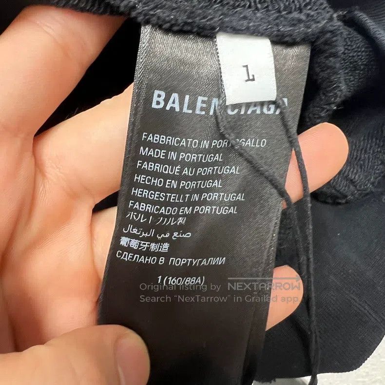 Balenciaga Balenciaga Color Blocked Letter Logo Print Coke Logo Black Size US S / EU 44-46 / 1 - 4 Thumbnail