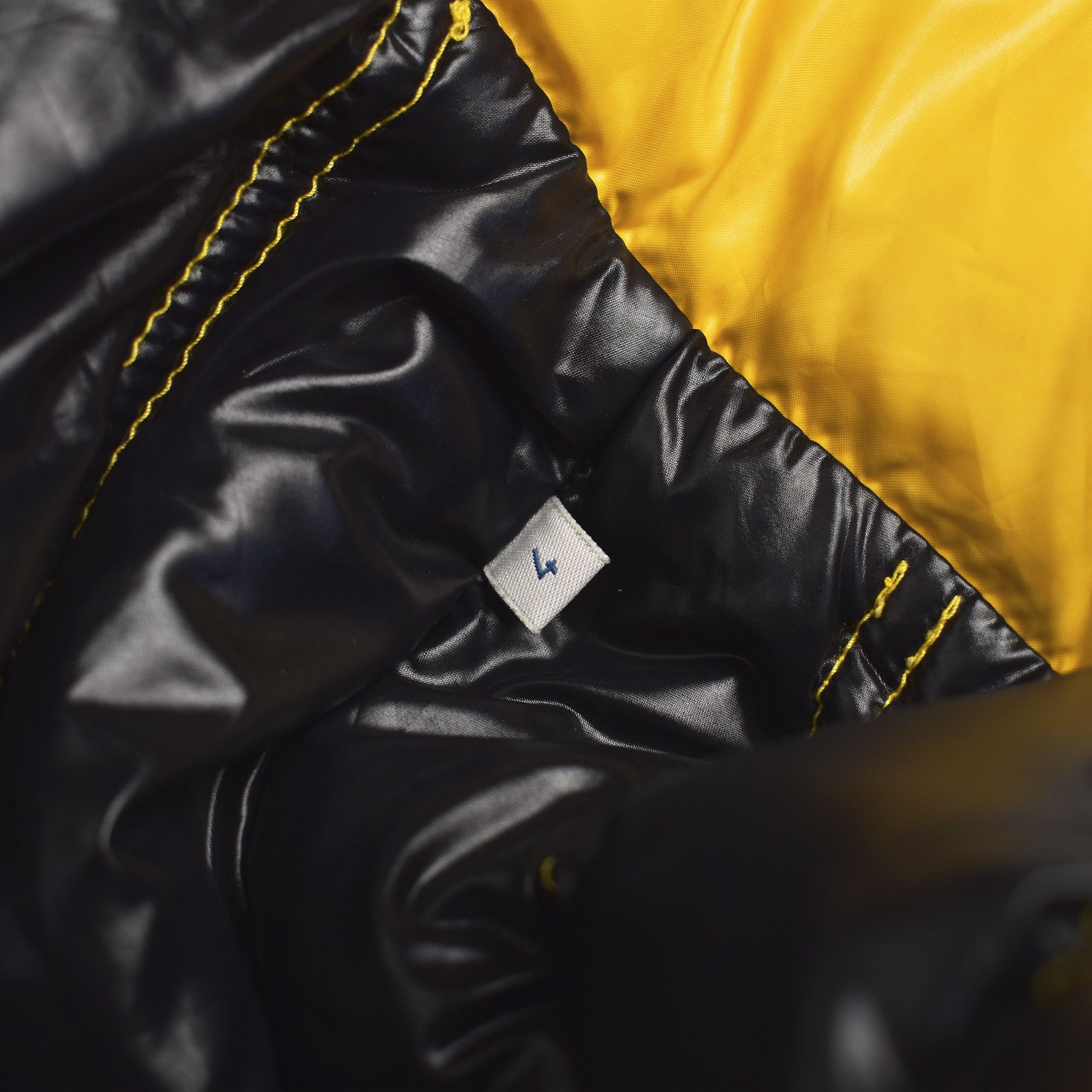 Moncler MONCLER EVER YELLOW DOWN PUFFER JACKET Size US L / EU 52-54 / 3 - 4 Thumbnail