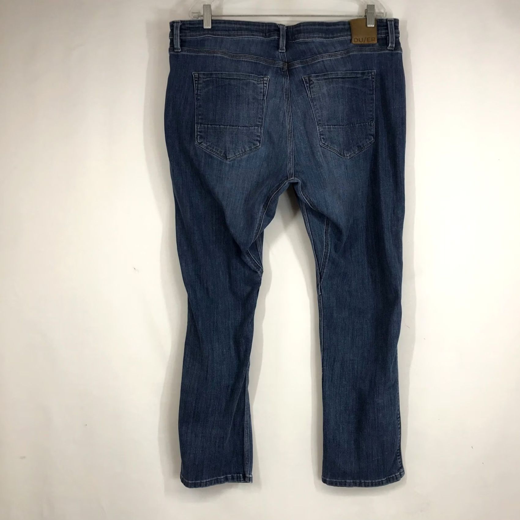 DUER DUER Jeans Mens 40x32 Straight Denim Medium Wash Stretch Five Pocket Button Zip Size US 40 / EU 56 - 4 Thumbnail