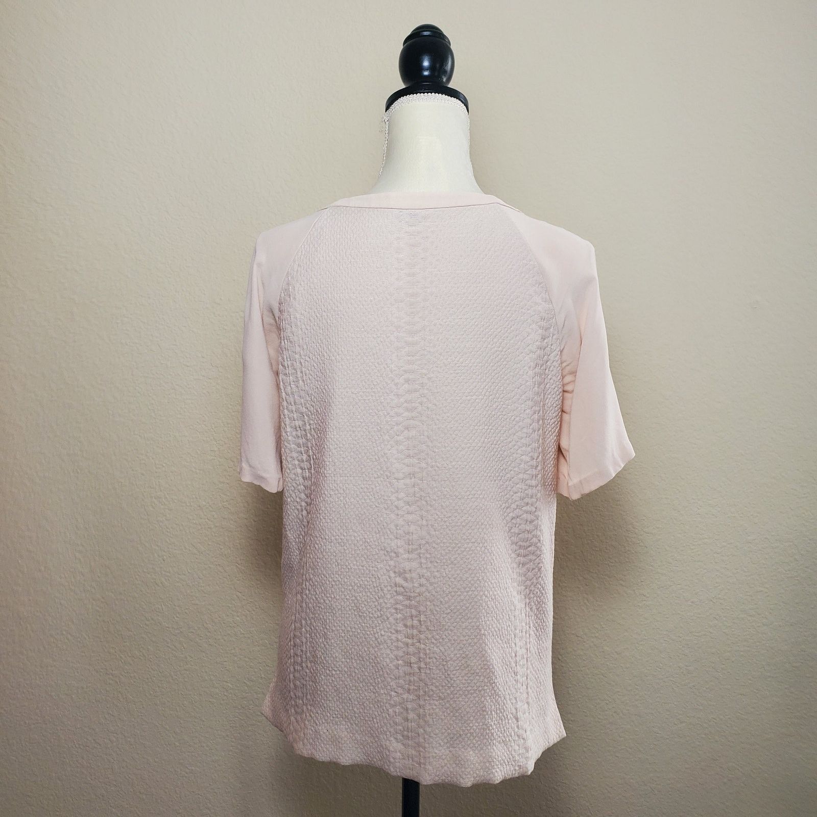 Vince Vince Pink Textured Blouse Medium Size M / US 6-8 / IT 42-44 - 2 Thumbnail