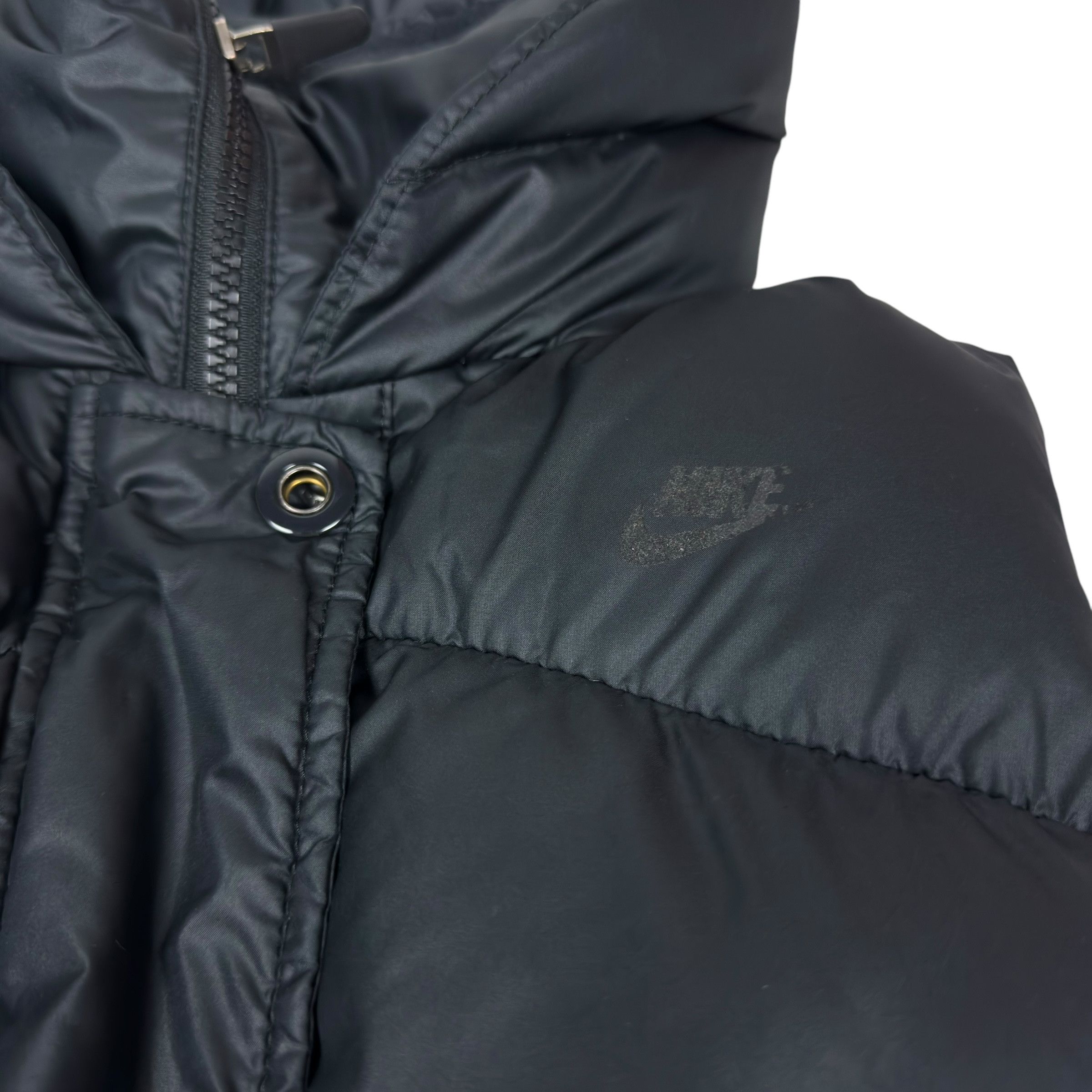 Nike Nike Sportswear Women's Black Swoosh Puffer Vest XS (0-2) Size XS / US 0-2 / IT 36-38 - 3 Thumbnail