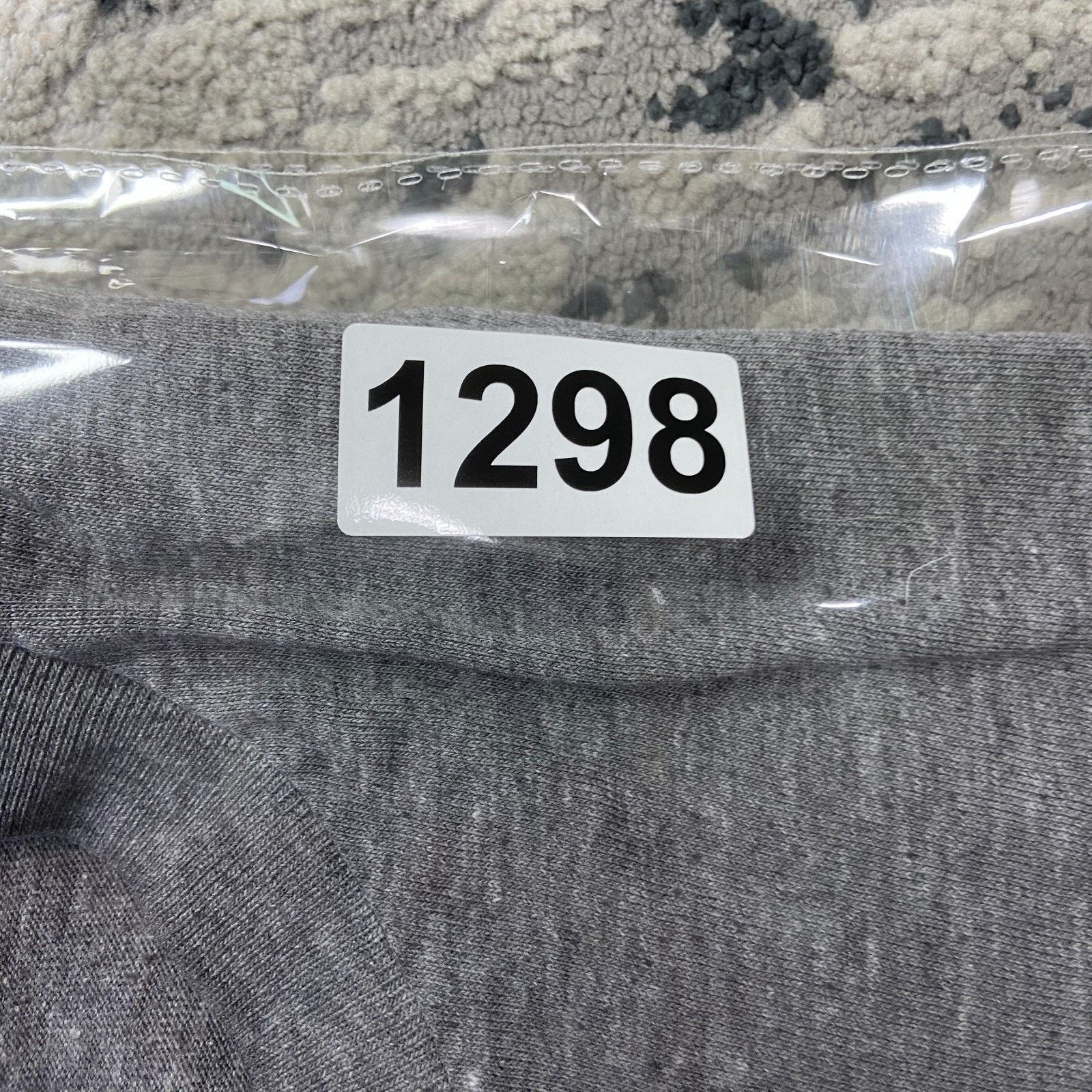 Quiksilver Vintage Y2K Quiksilver T Shirt Sz L Heather Gray Graphic Size US L / EU 52-54 / 3 - 8 Thumbnail