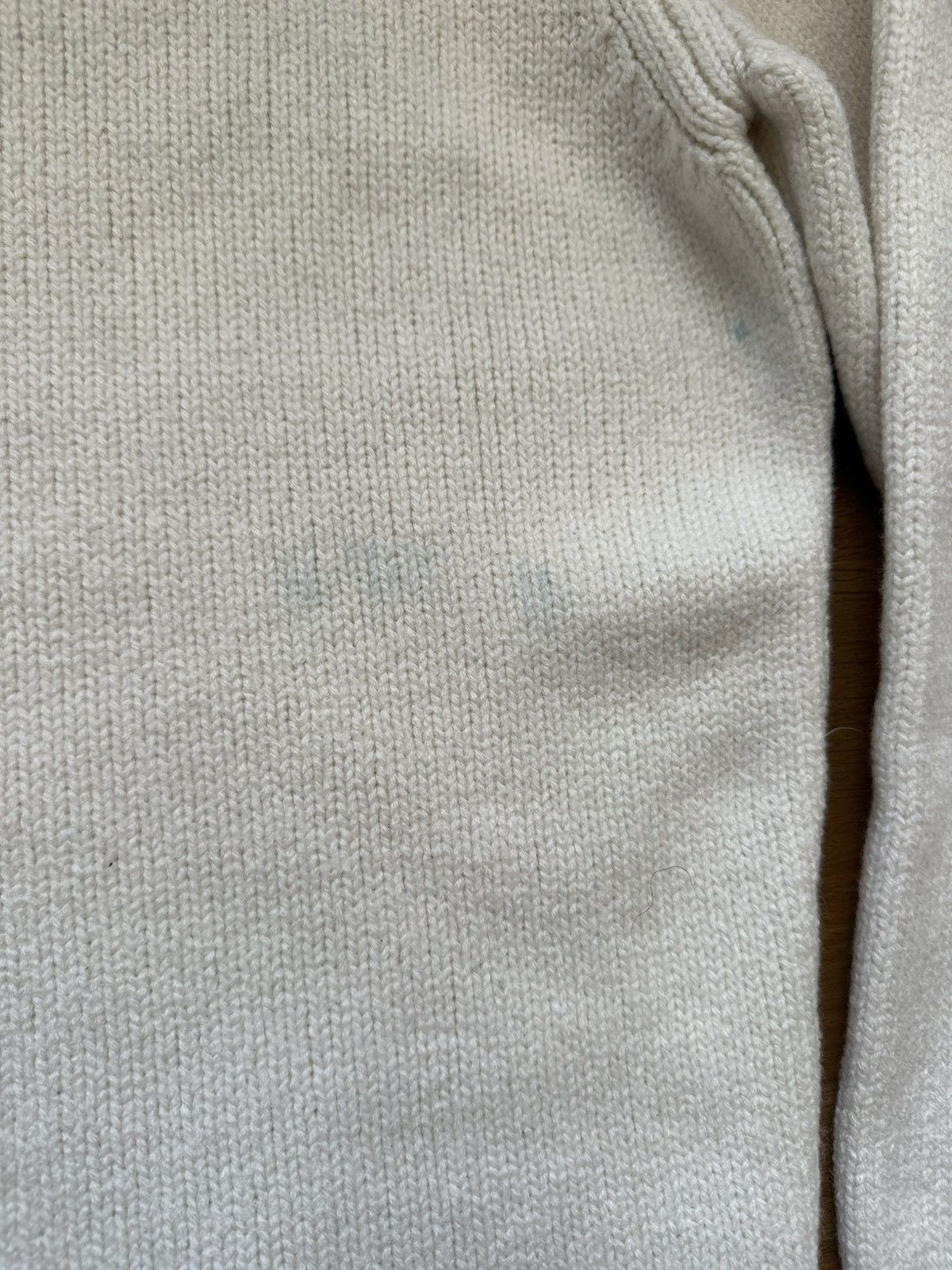 Fendi Fendi Logo Knit Sweater White Size US M / EU 48-50 / 2 - 11 Thumbnail