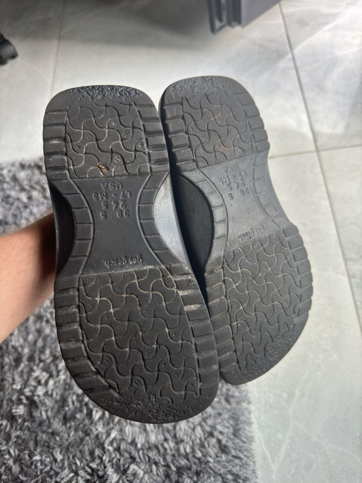 Birkenstock Birkenstock slippers vintage rare shoes black Size US 7 / IT 37 - 5 Thumbnail