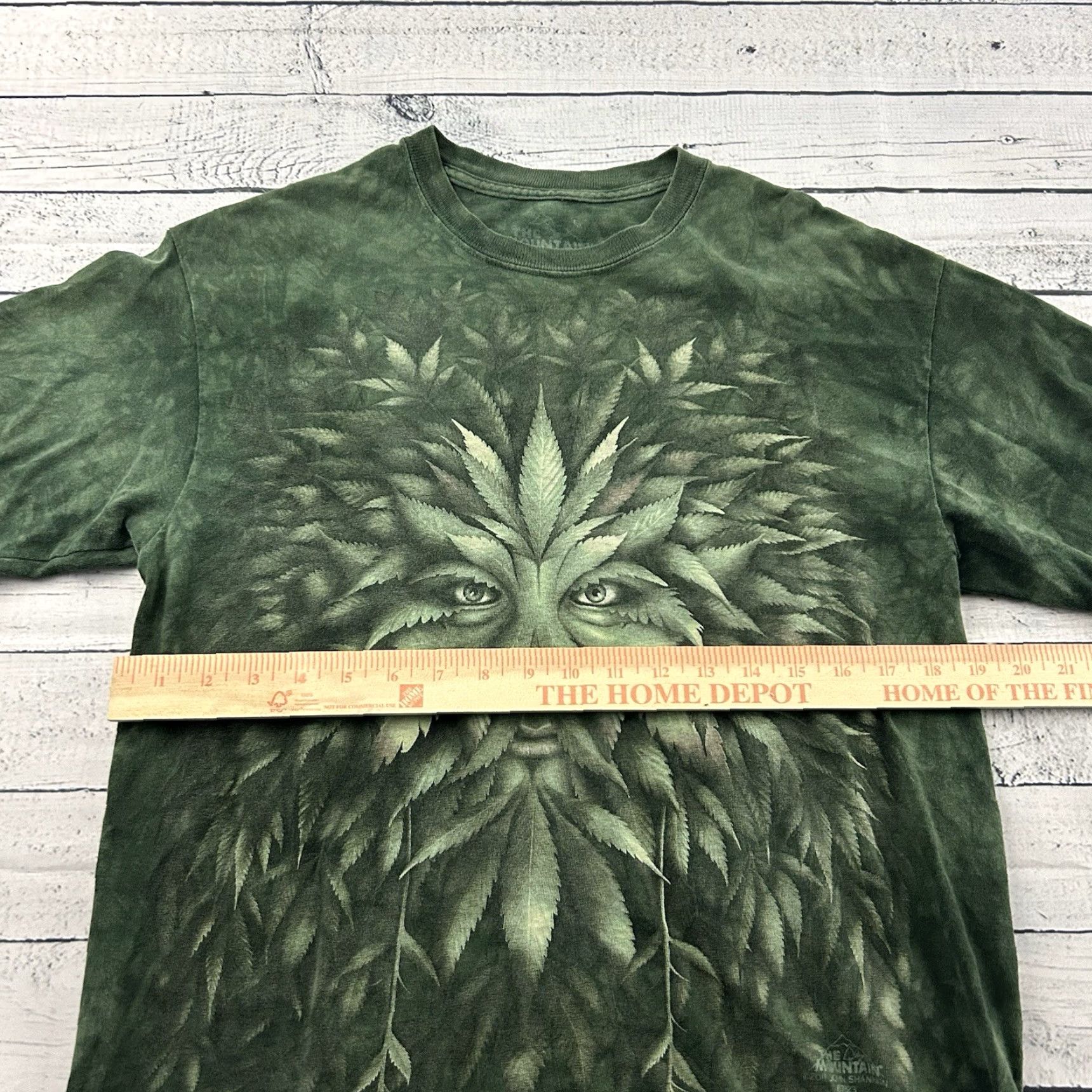 The Mountain The Mountain John Shannon Short Sleeve T Shirt Men’s M Green Shirt Mens Short Sleeve T-Shirt Green The Mountain Shirt Mens M Green Size US M / EU 48-50 / 2 - 5 Thumbnail