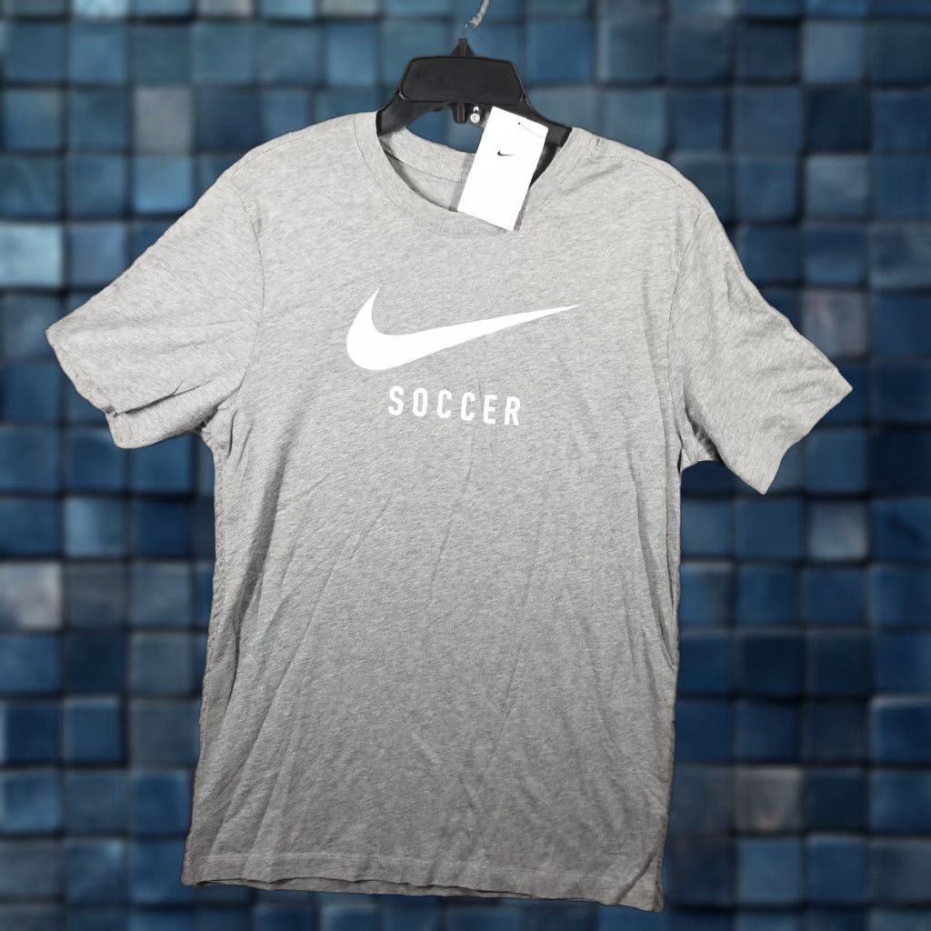 Nike Nike Shirt Men's Small Training Soccer Gray White Cotton Tee NWT Size US S / EU 44-46 / 1 - 1 Thumbnail