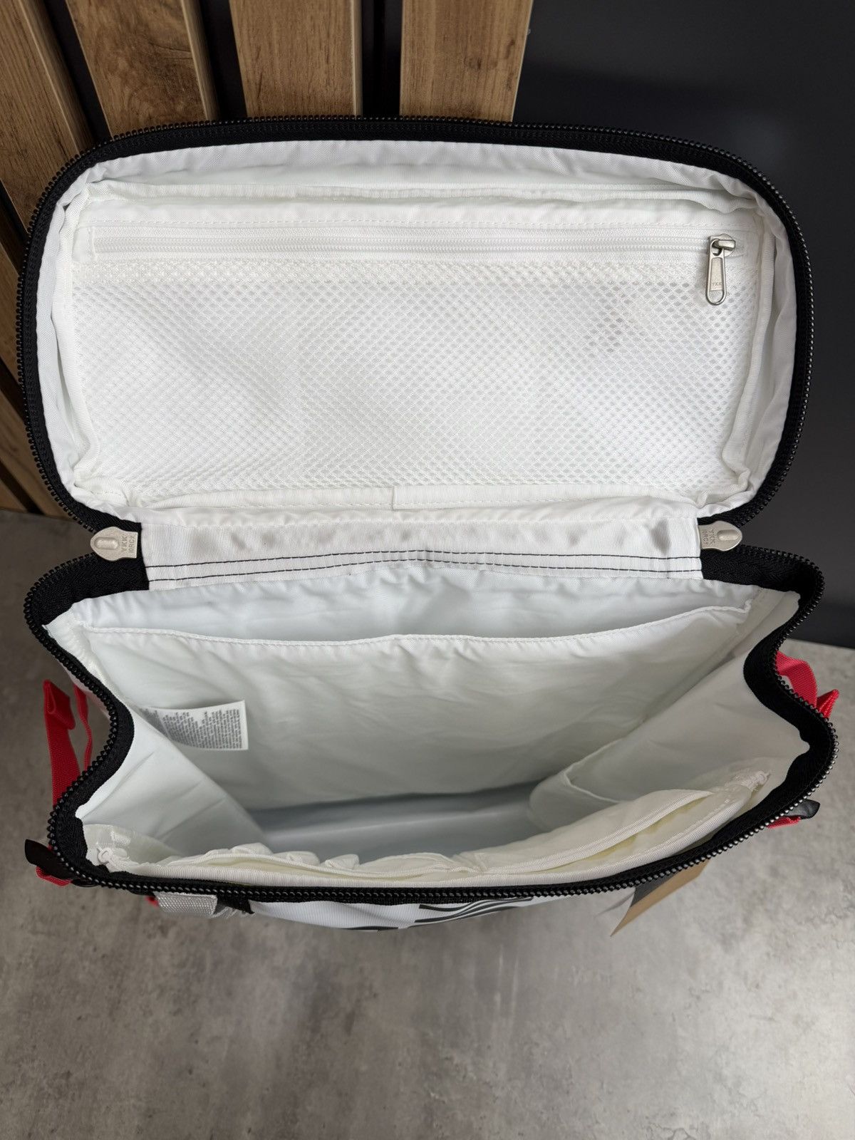 The North Face The North Face Base Camp Fuse Box White / TNF Black Size ONE SIZE - 5 Thumbnail