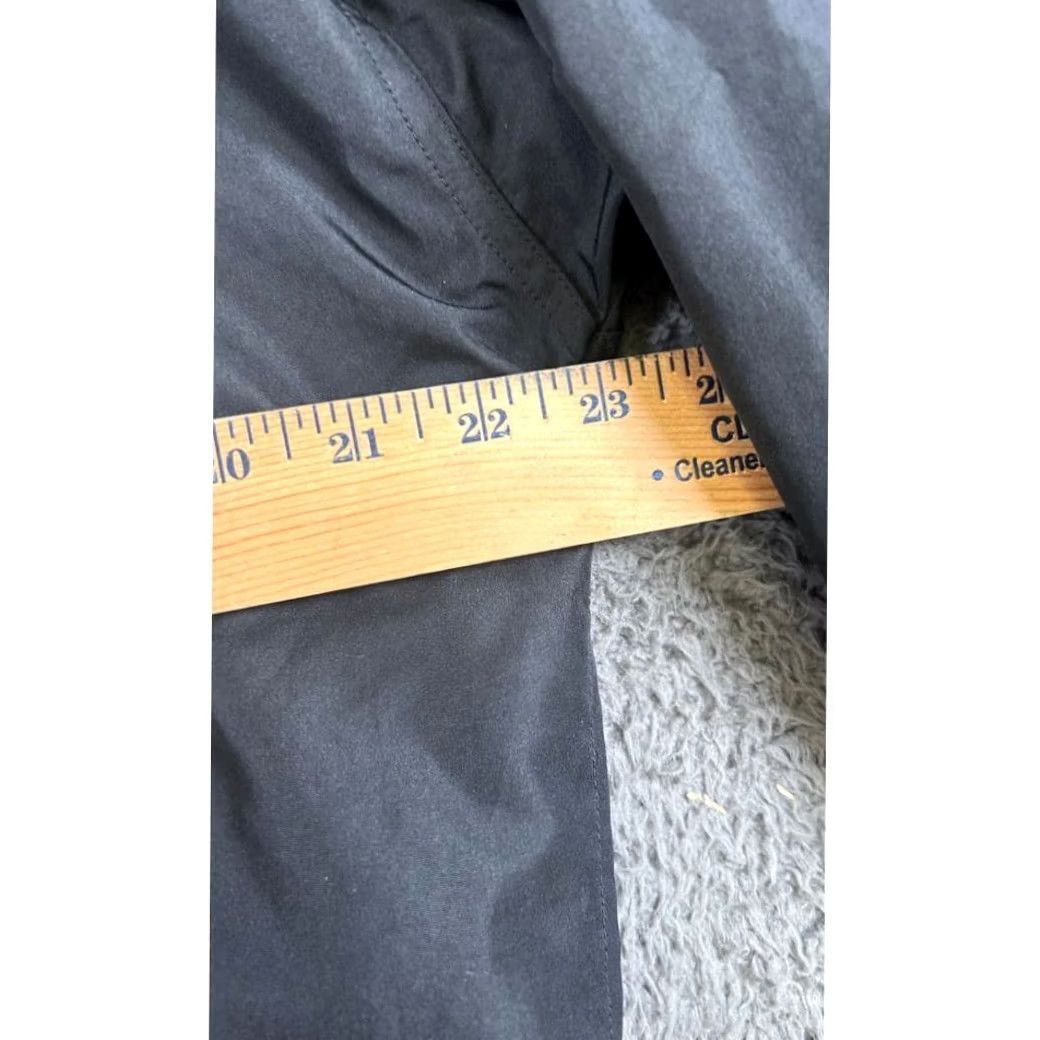 Cutter & Buck Cutter & Buck Mens Windbreaker Pullover Jacket Black S Crew Neck Short Length Logo Embroidered Golf Wind-Resistant Lightweight Casual Jacket Size US S / EU 44-46 / 1 - 6 Thumbnail