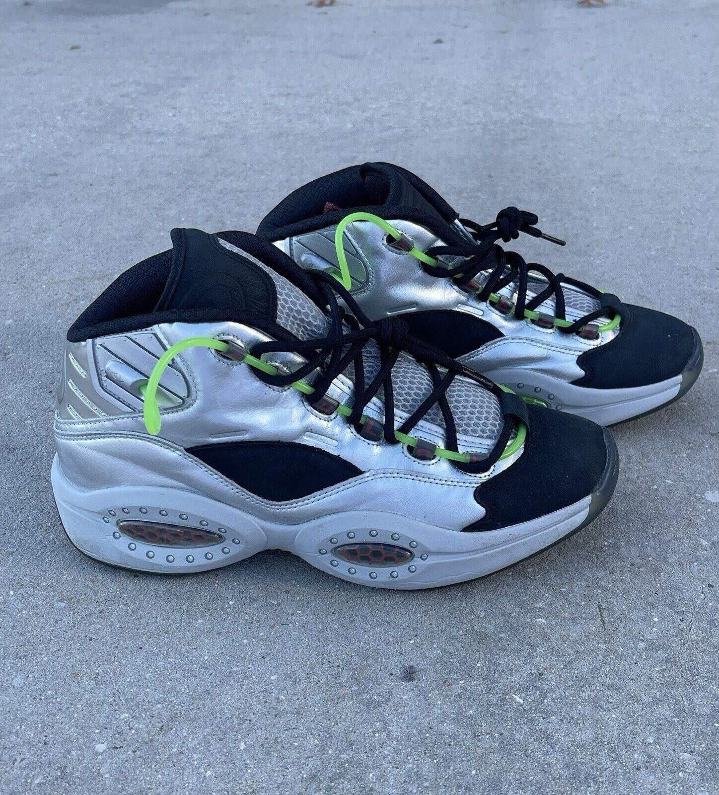 Reebok Reebok Question Mid x Illumination's Minions Gru's Lab 2020 Size US 11.5 / EU 44-45 - 3 Thumbnail