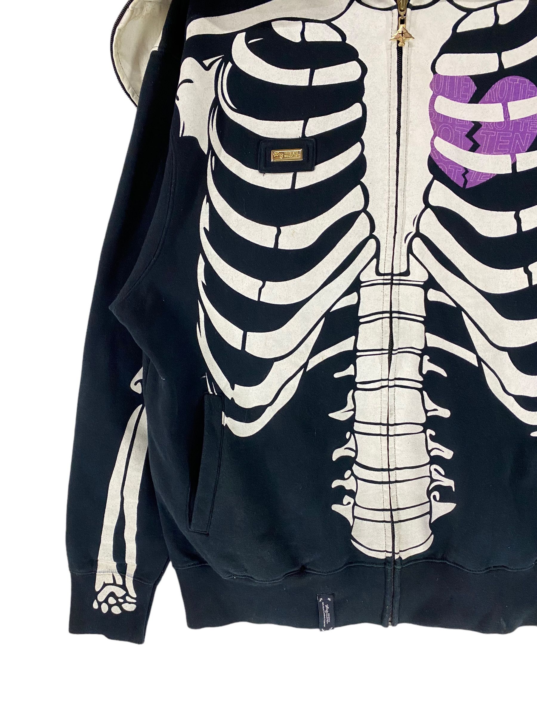 LRG × Vintage 2000s Lrg dead serious skeleton hoodie glow in the dark Size US L / EU 52-54 / 3 - 6 Thumbnail