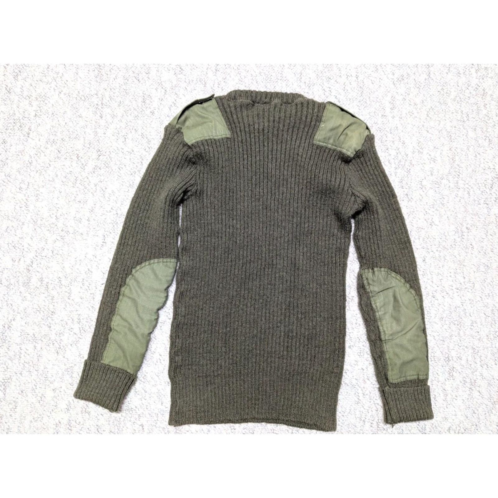 Vintage VINTAGE CORP Inc ENGLAND Wooly Pully Green Sweater Crewneck Men S Wool Chest 29" Long 38 Small Long Ribbed ARMY 90s? Size US S / EU 44-46 / 1 - 6 Thumbnail