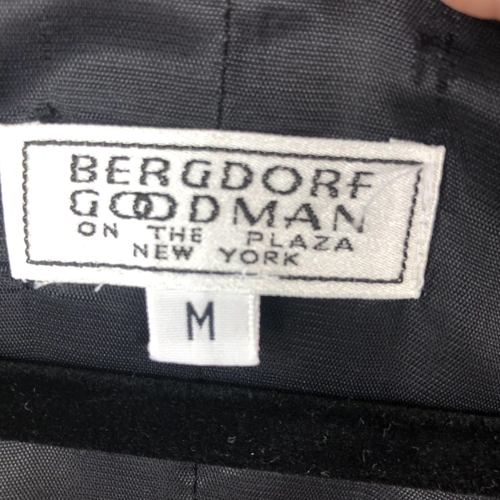 Bergdorf Goodman VINTAGE Bergdorf Goodman Vest Womens M Red Paisley Brocade Button Up USA 90s Festive Formal Womens Vest Size M / US 6-8 / IT 42-44 - 5 Thumbnail