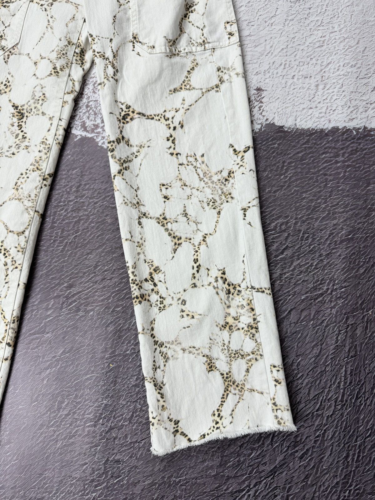 Other Marc Cain Jeans mit Allover-Animal-Print in offwhite Size 27" / US 4 / IT 40 - 4 Thumbnail