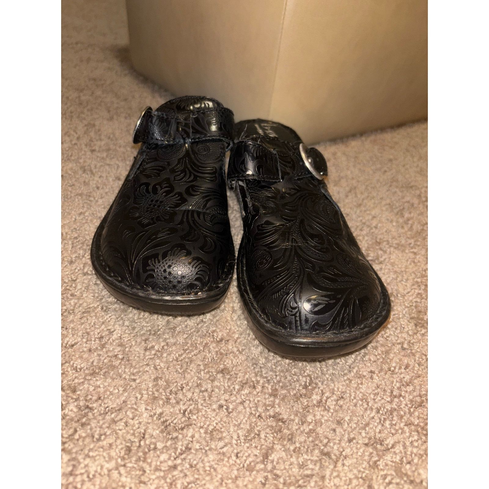 The Unbranded Brand B.O.C Mule Sandals Black Heels/Slip On Size 8 Size US 8 / IT 38 - 1 Thumbnail