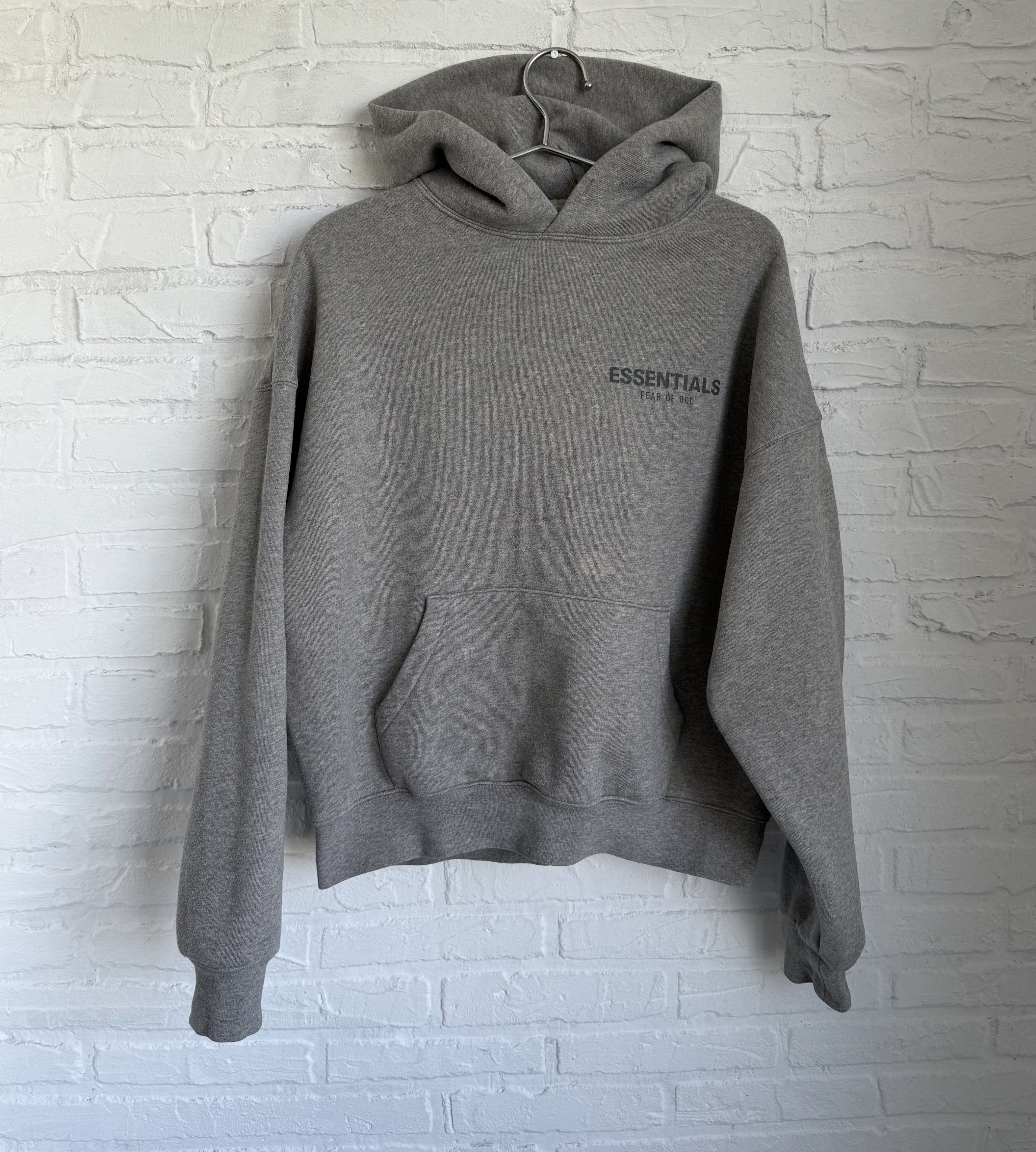 トップス ESSENTIALS Reflective Pullover Hoodie Shine Bright in Style: Reflective Hoodie for Men – Things Wiz