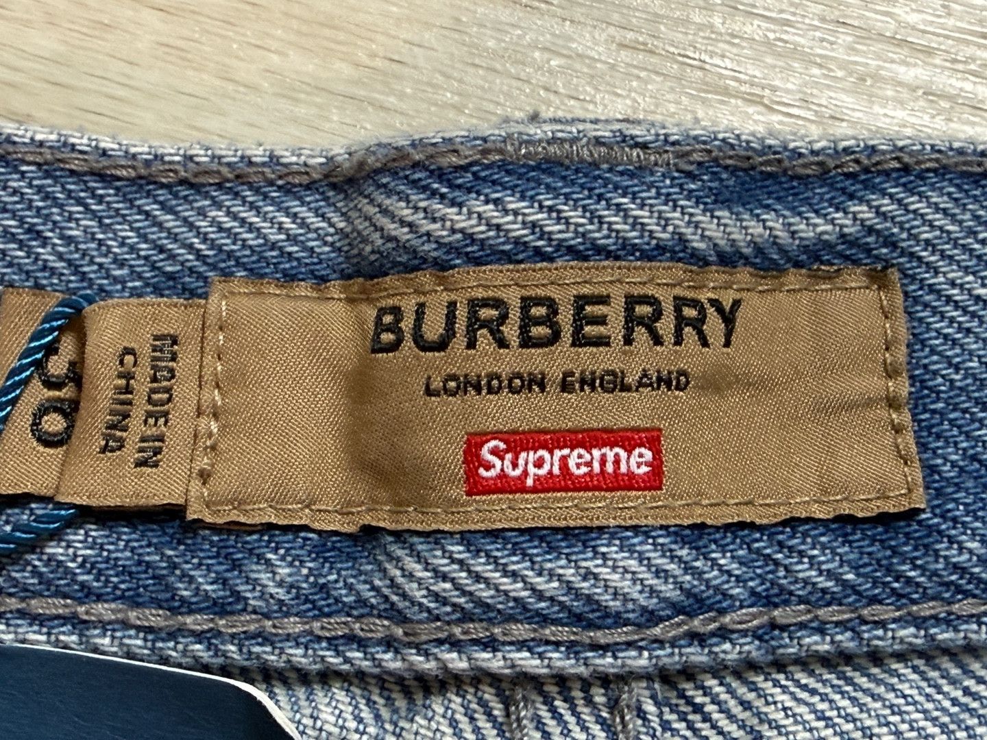 Burberry × Supreme Supreme x Burberry Denim Shorts Washed Blue Size US 36 / EU 52 - 6 Thumbnail