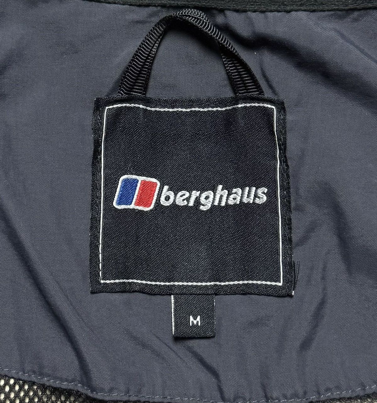 Berghaus Berghaus Gore-Tex Waterproof Outdoor Zip Up Hooded Jacket Size US M / EU 48-50 / 2 - 14 Thumbnail