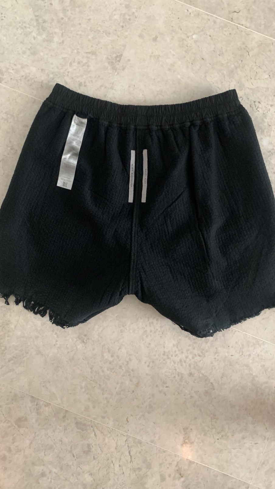 Rick Owens Rick owens porterville 2024 distressed corduroy shorts Size US 34 / EU 50 - 7 Thumbnail