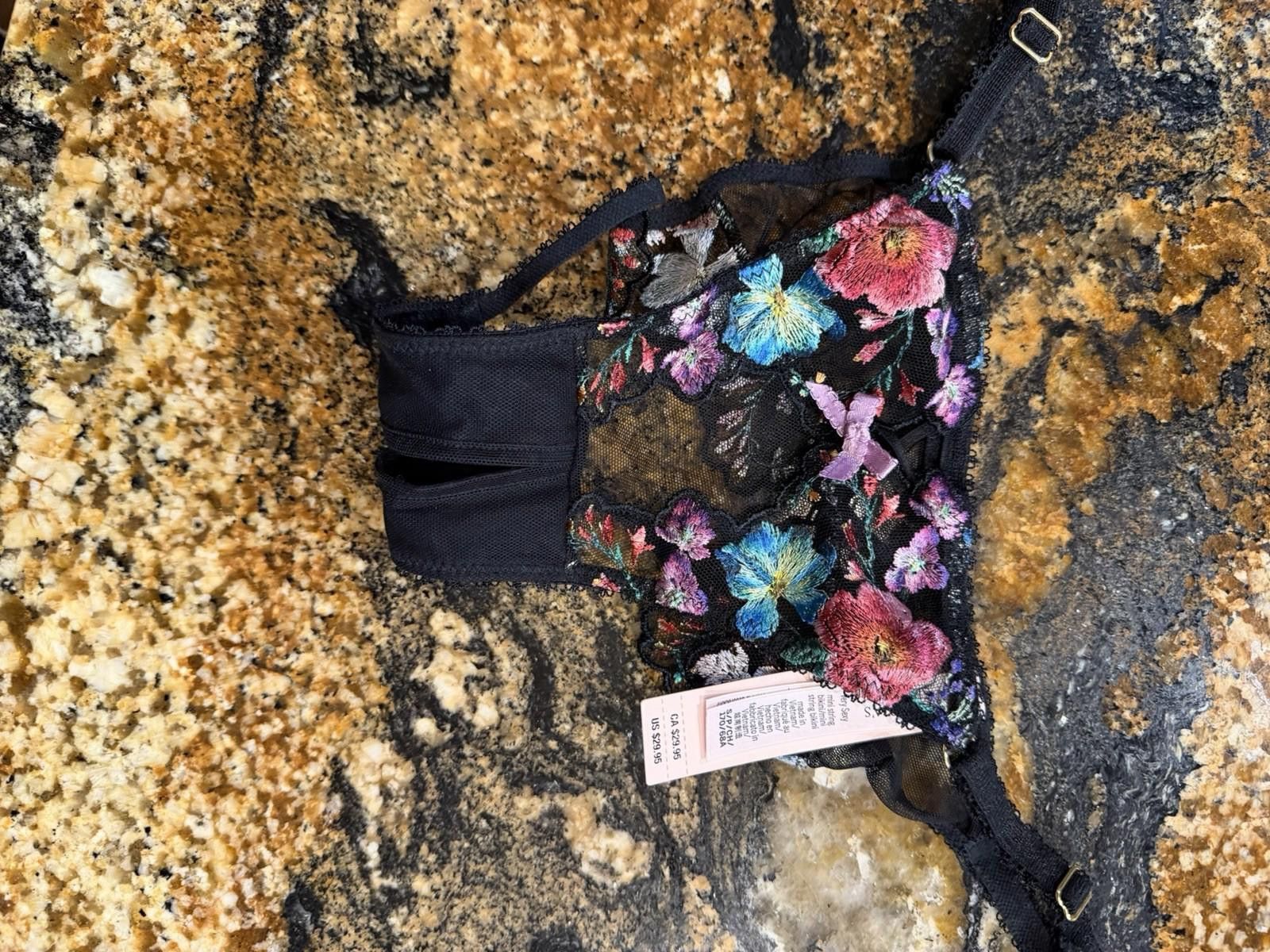 Other VICTORIA'S SECRET VERY SEXY String Bikini Panty S Floral NWT Size ONE SIZE - 3 Thumbnail