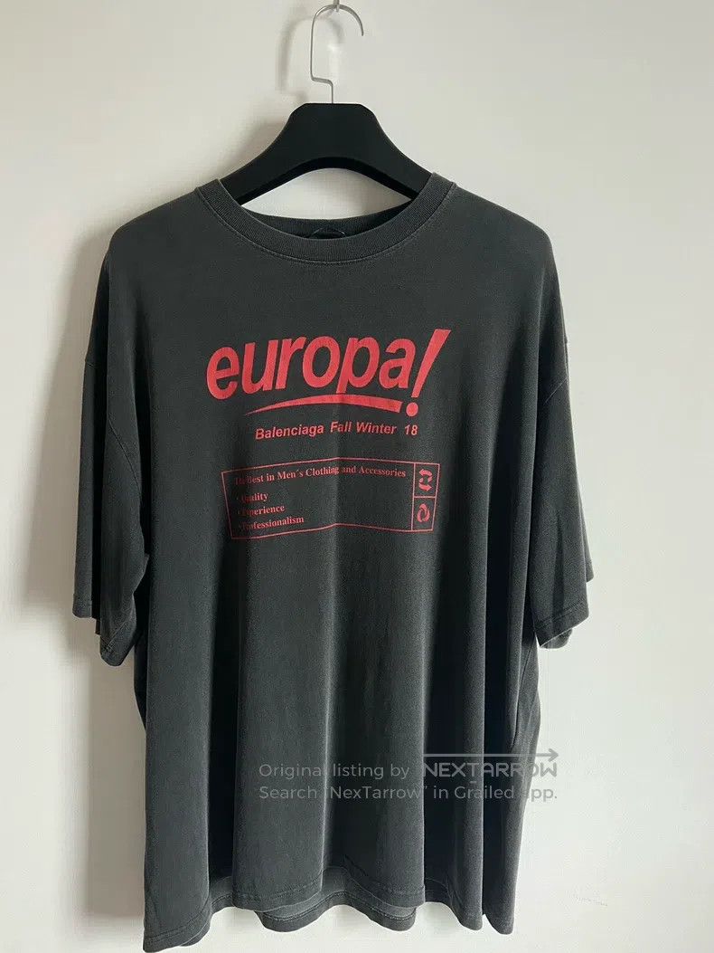 Balenciaga Balenciaga Short-sleeve, Size M Size US M / EU 48-50 / 2 - 1 Thumbnail