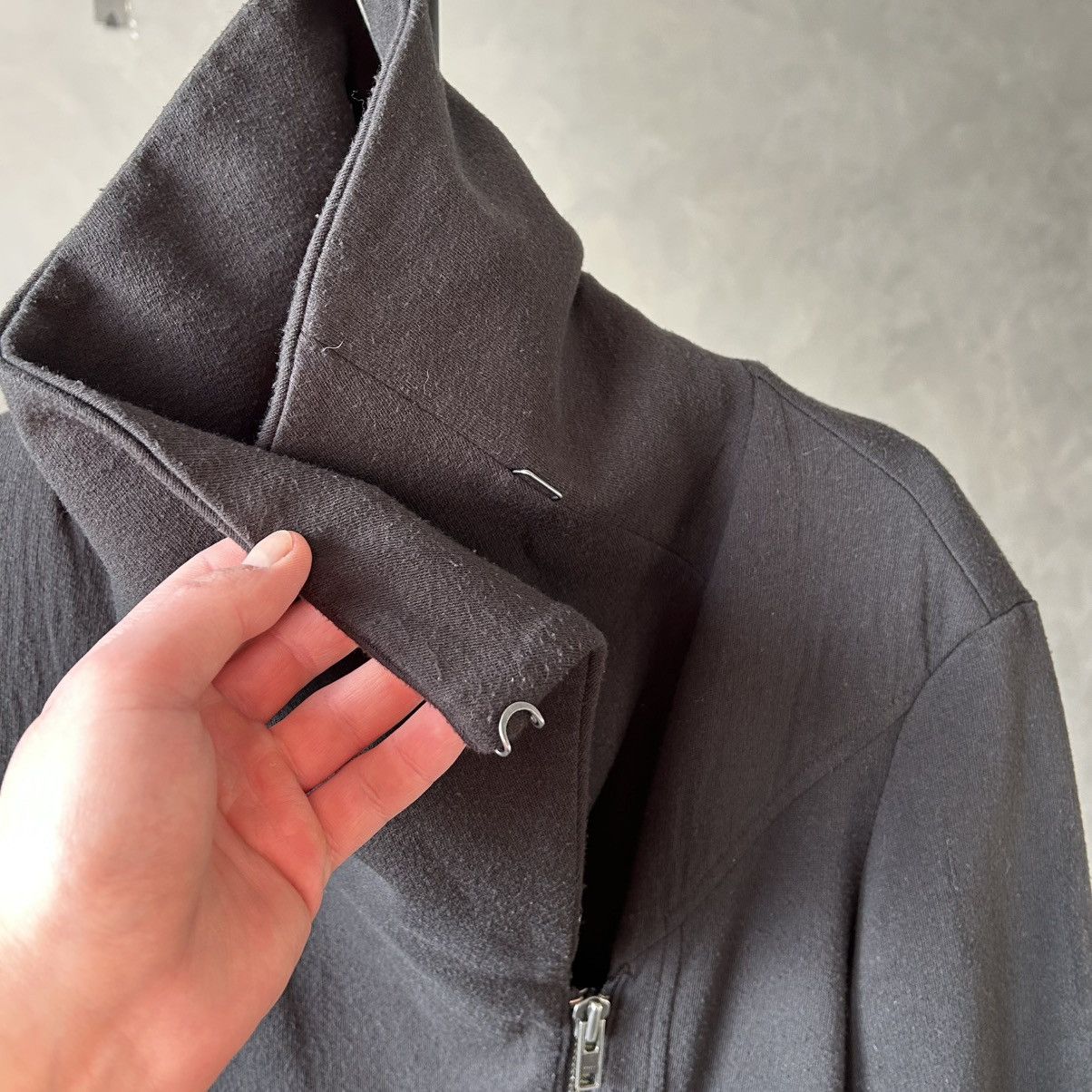 Helmut Lang Vintage Helmut Lang Asymmetrical Zip Up Size US M / EU 48-50 / 2 - 12 Thumbnail