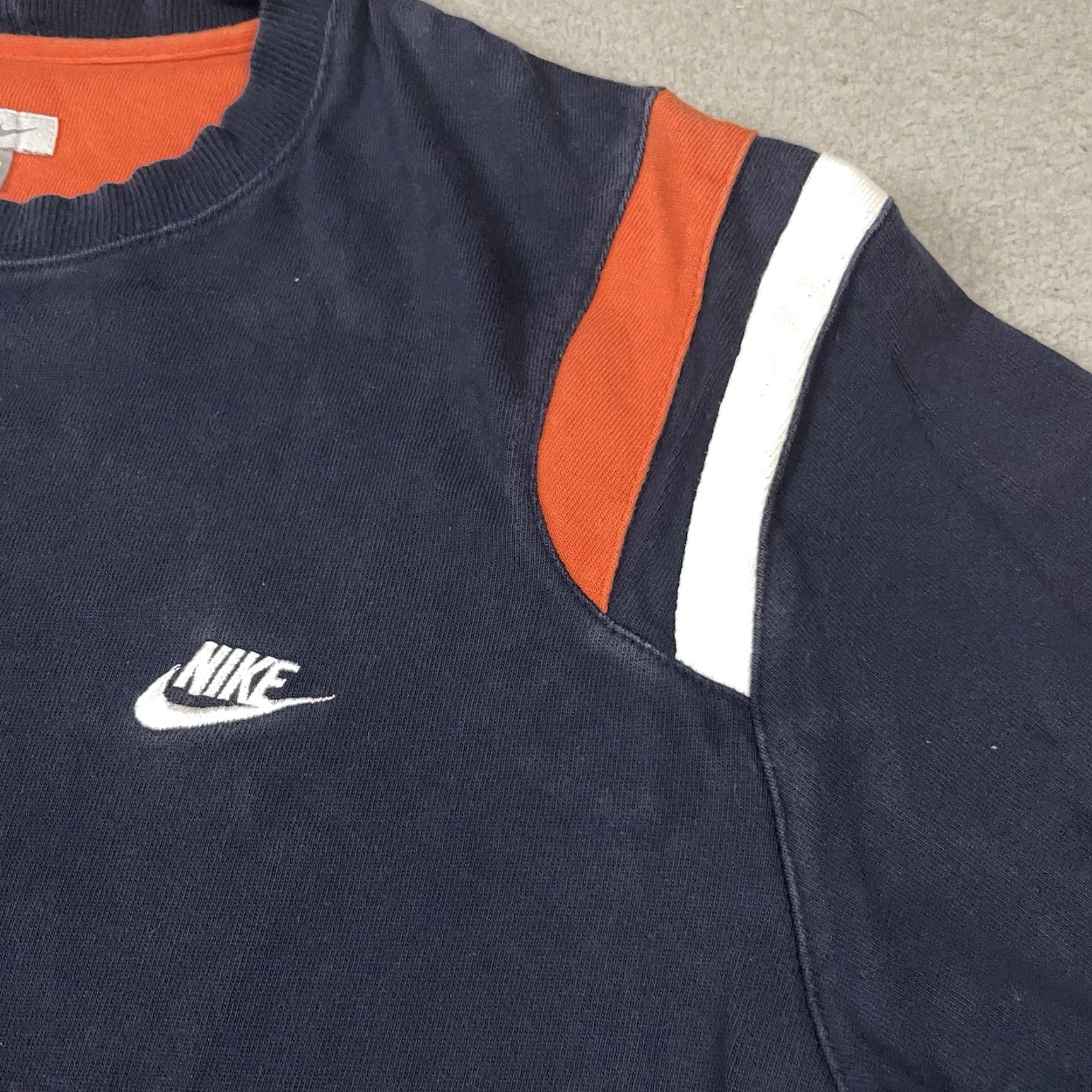 Nike VINTAGE Nike Sweatshirt Adult XXL Blue Crewneck Swoosh Embroidered Y2K Rare Vtg Size US XXL / EU 58 / 5 - 3 Thumbnail
