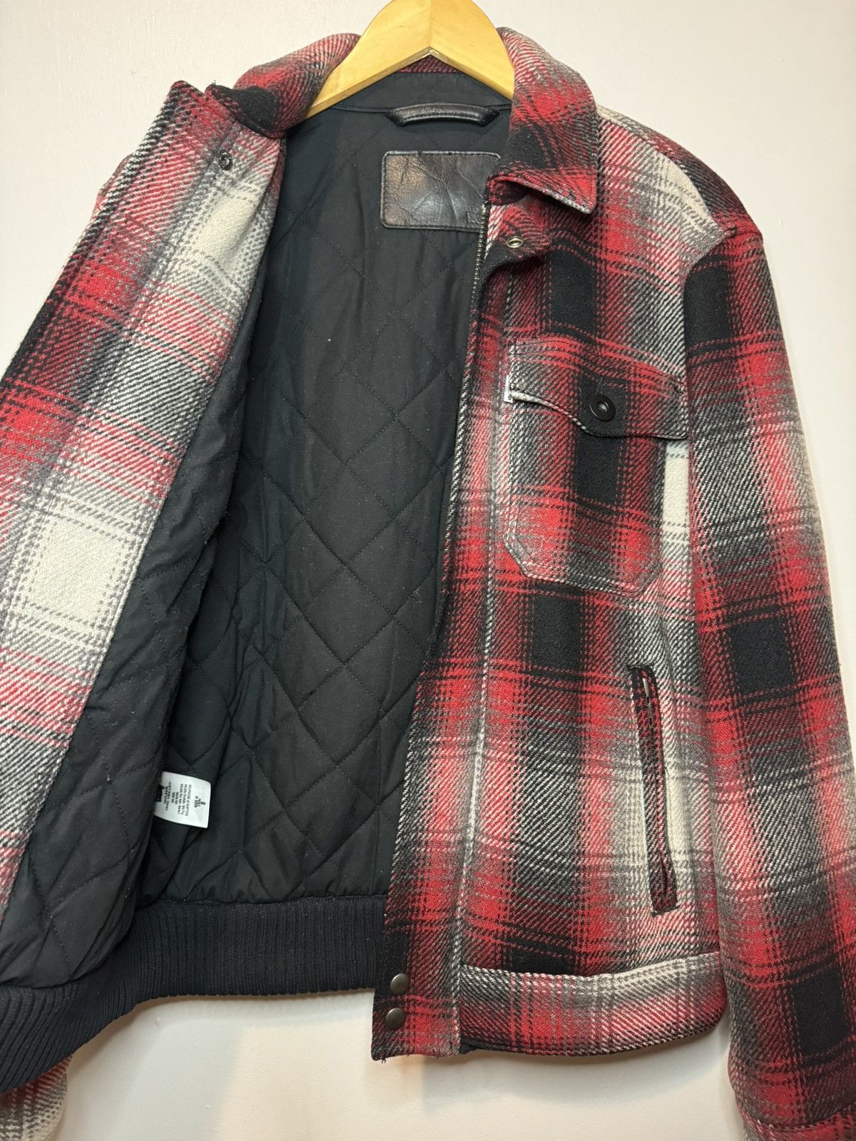 Levi's Vintage Clothing Levi Strauss Men’s Quilted Plaid Wool Jacket Size US S / EU 44-46 / 1 - 5 Thumbnail