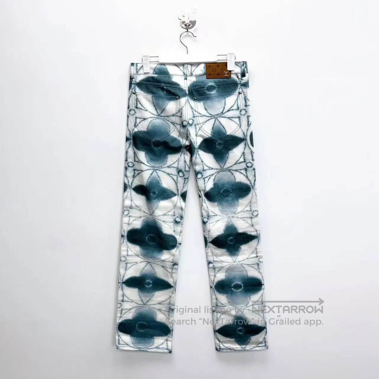 Louis Vuitton Louis Vuitton Tie-Dye Watercolor Three Flower Printed Logo Size US 28 / EU 44 - 2 Thumbnail