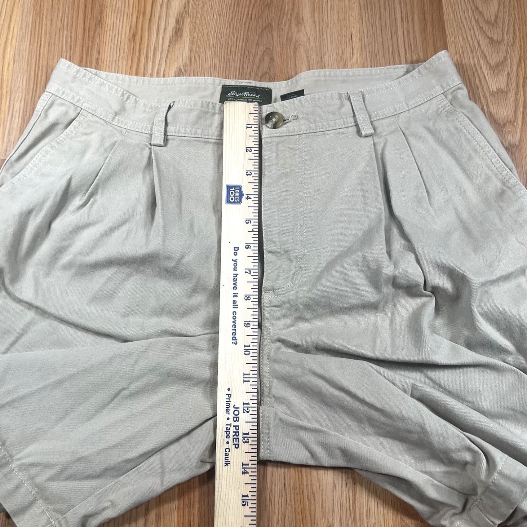 Eddie Bauer Eddie Bauer Shorts Mens Size 35 Beige Flat Front Khaki Chino 100% Cotton Regular Fit Mens Size US 35 - 4 Thumbnail