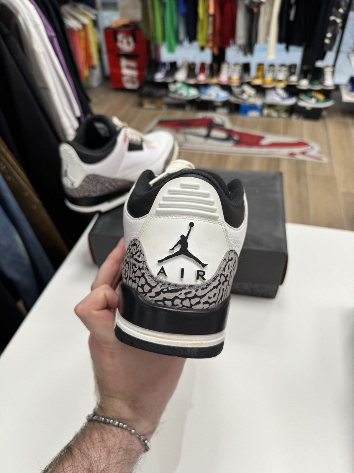 Jordan Brand × Nike Jordan 3 retro infrared 42 (2010) Size US 8.5 / EU 41-42 - 11 Thumbnail