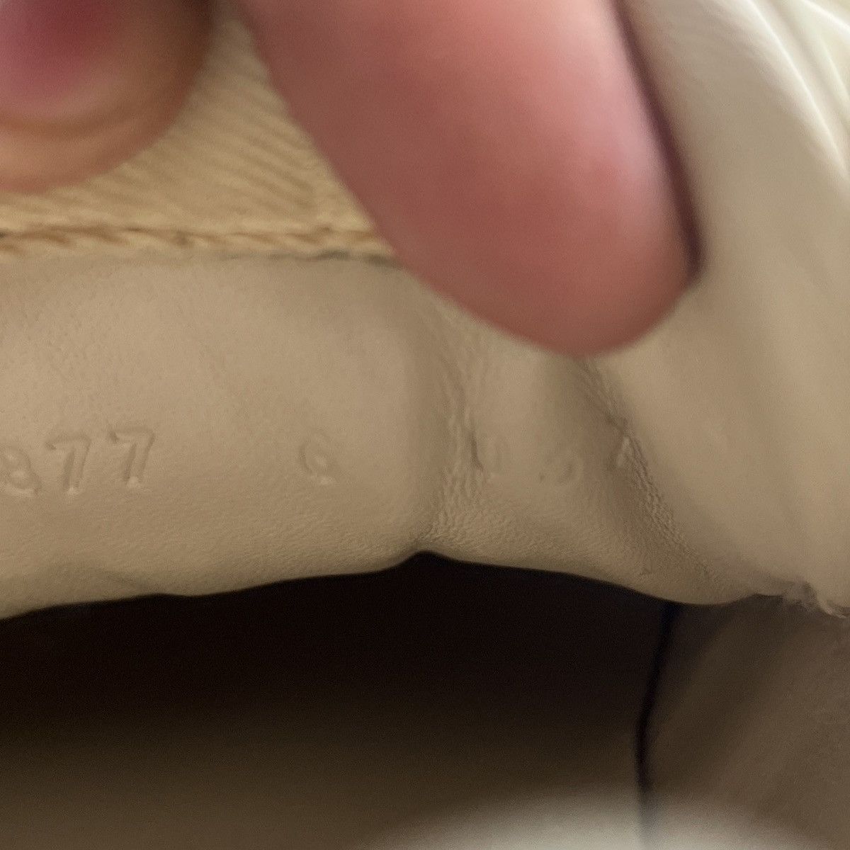 Gucci Gucci Rhyton leather sneaker logo Size US 6 / EU 39 - 8 Thumbnail