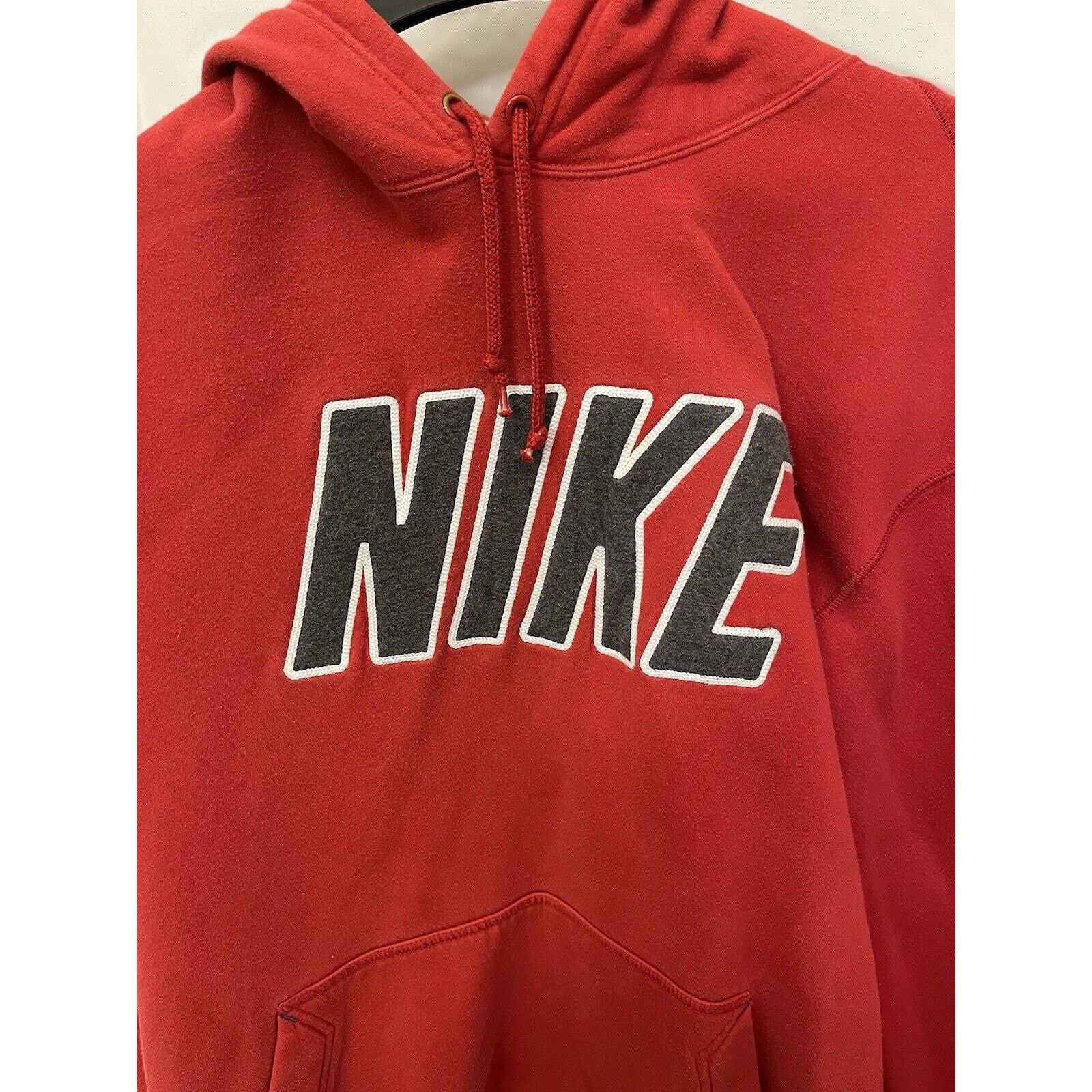 Nike vintage Nike Grey Tag Men’s Red hoodie Nike Logo XXL Size US XXL / EU 58 / 5 - 5 Thumbnail