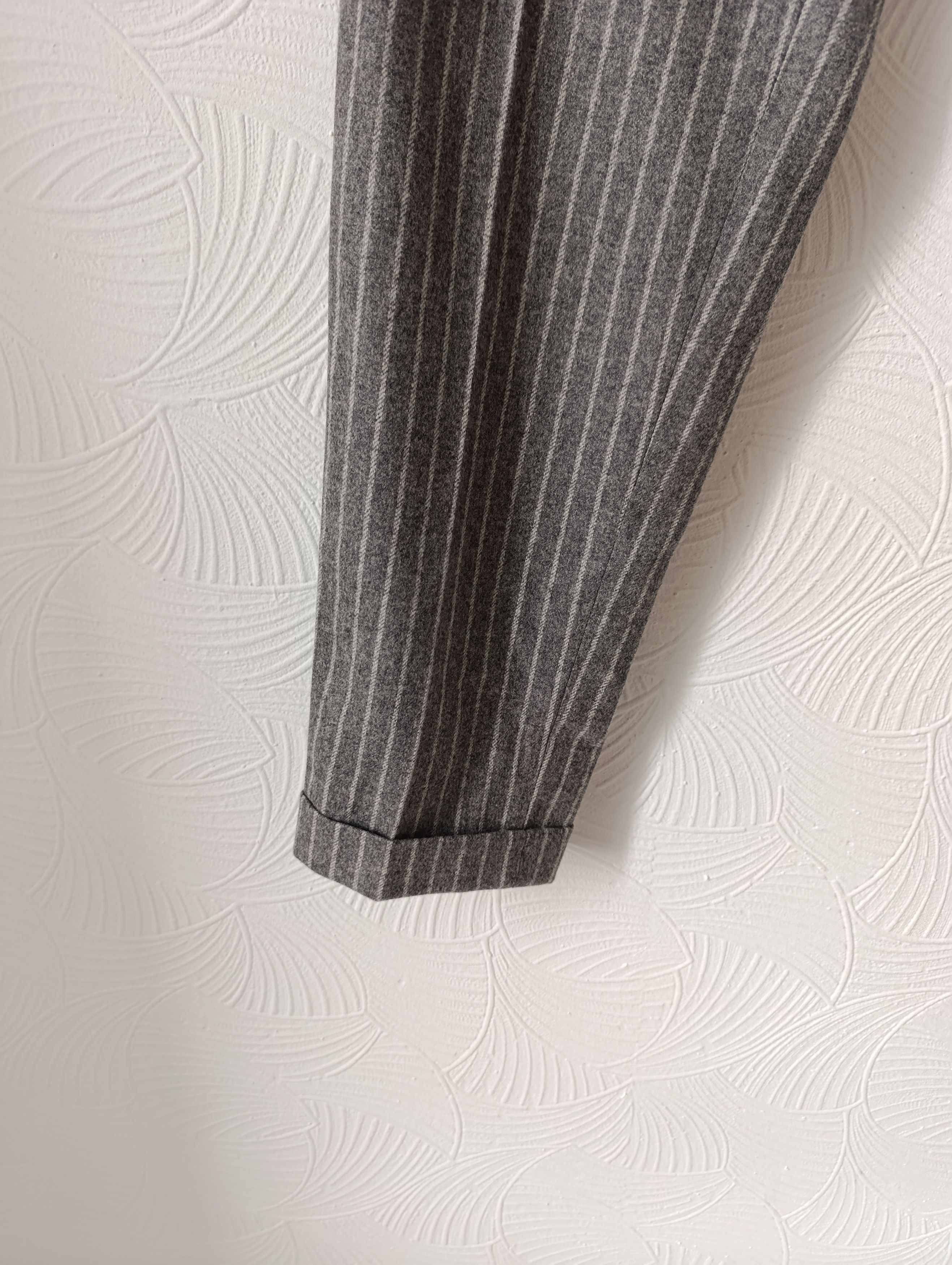 Designer LUIS TRENKER VIRGIN WOOL TROUSERS WITH PINSTRIPE LUBRUNEU Size US 32 / EU 48 - 7 Thumbnail