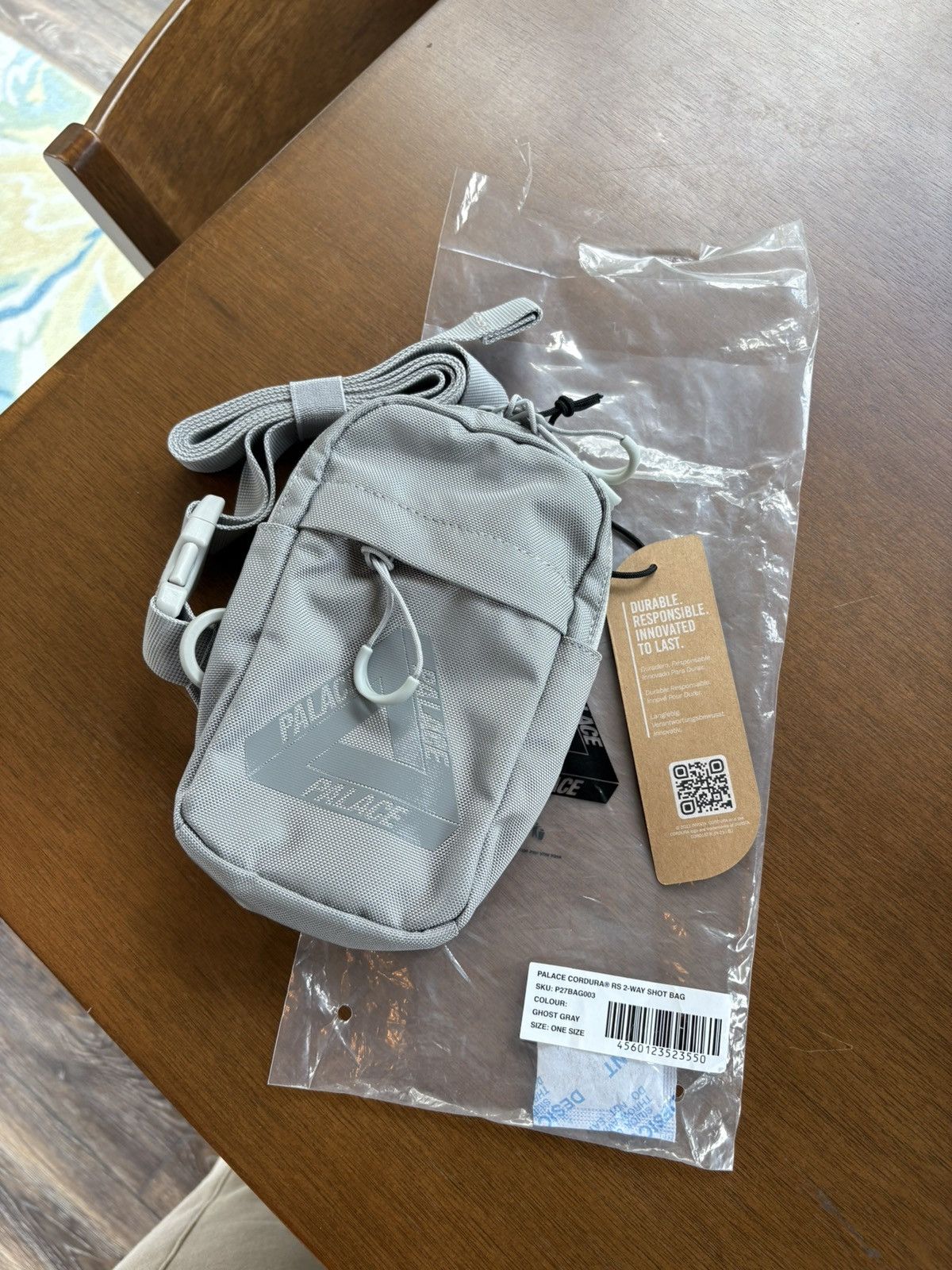 【Palace】Cordura RS 2-Way Shot Bag Black Graphite - 24FW Buy Palace Cordura RS 2-Way Shot Bag 'Black Graphite
