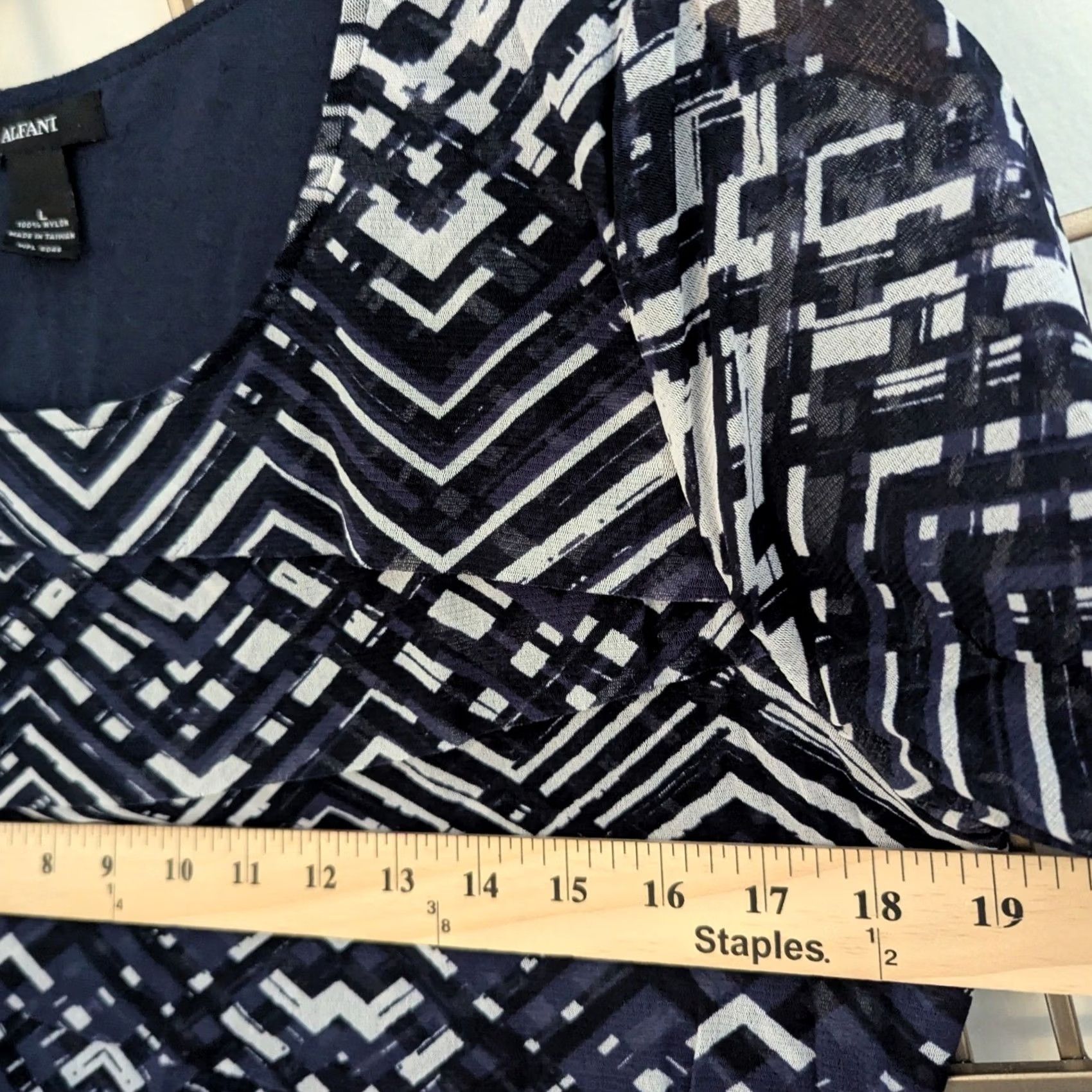 Alfani Alfani Blouse Geometric Print 3/4 Sleeve Scoop Neck Lightweight Stretch Womens L Blue (Geometric) Size L / US 10 / IT 46 - 6 Thumbnail
