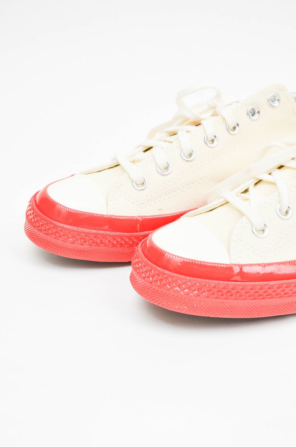 Comme des Garcons × Vans CDG Play Converse Chuck Taylor Low Red Sole Sneakers US 10 Size US 10 / EU 43 - 9 Thumbnail