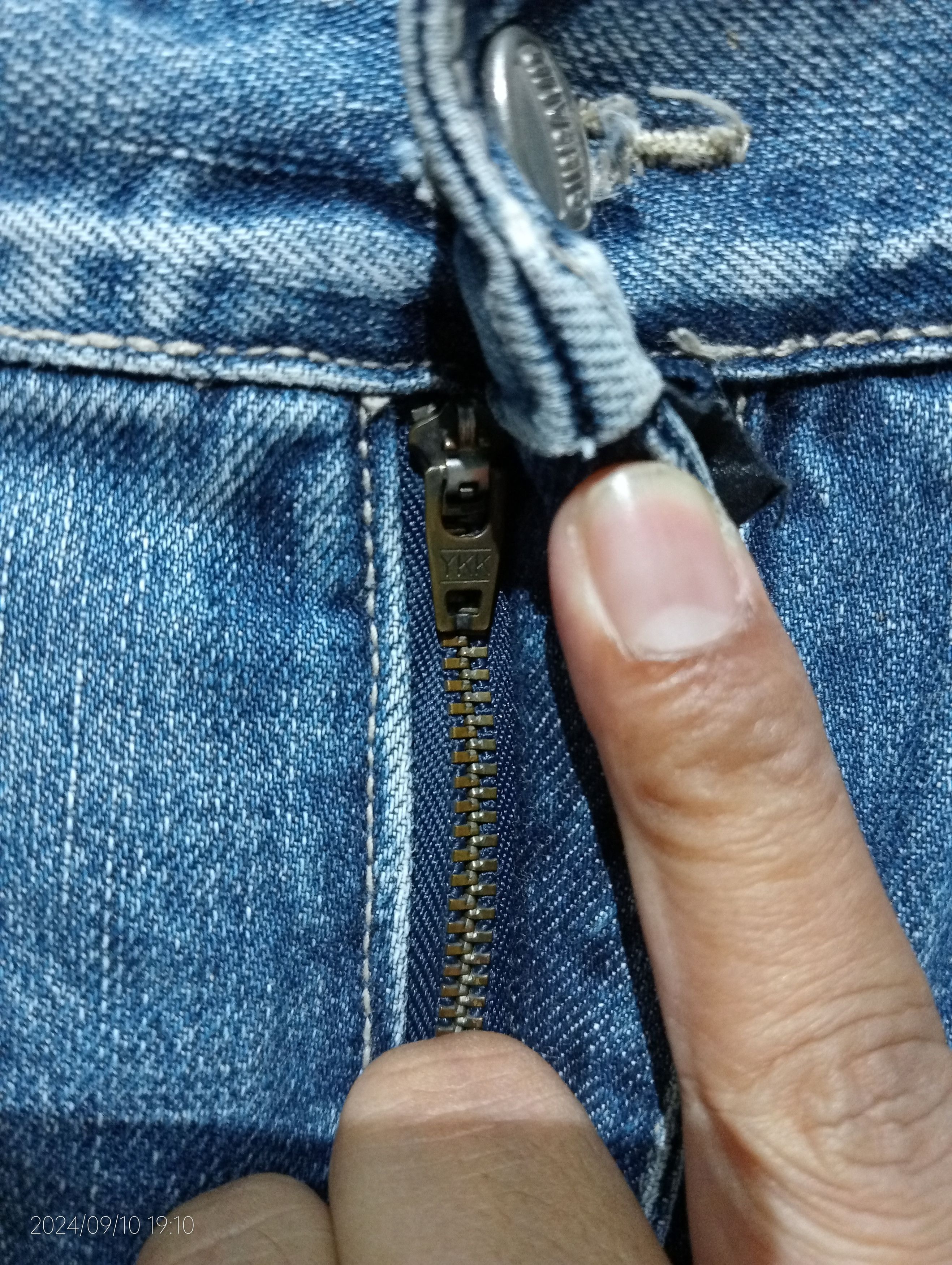 Marithe + Francois Girbaud Vintage Marithe & Francois Girbaud Jeans Size US 30 / EU 46 - 2 Thumbnail
