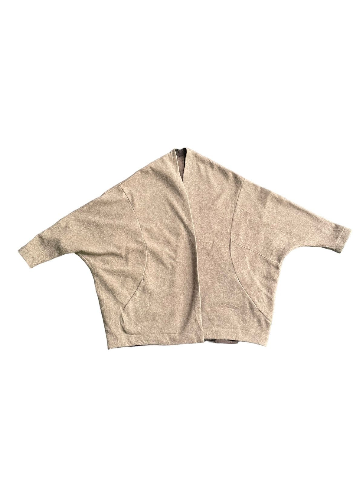 Studio Clip Cape