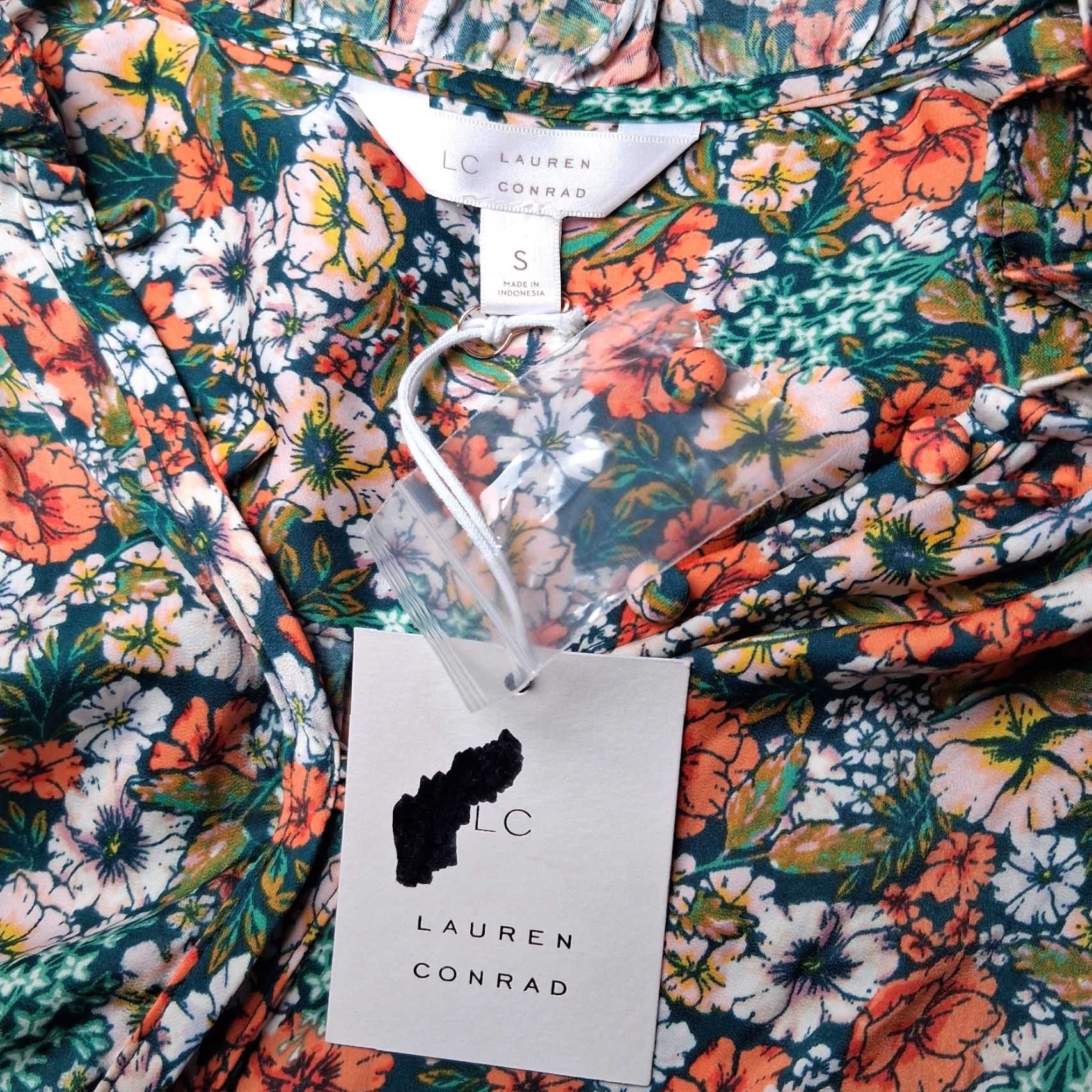 Vintage LC Lauren Conrad Blouse Small Green Peach Floral Button Front Ruffle Boho Country Casual Womens Regular Short? Size S / US 4 / IT 40 - 4 Thumbnail